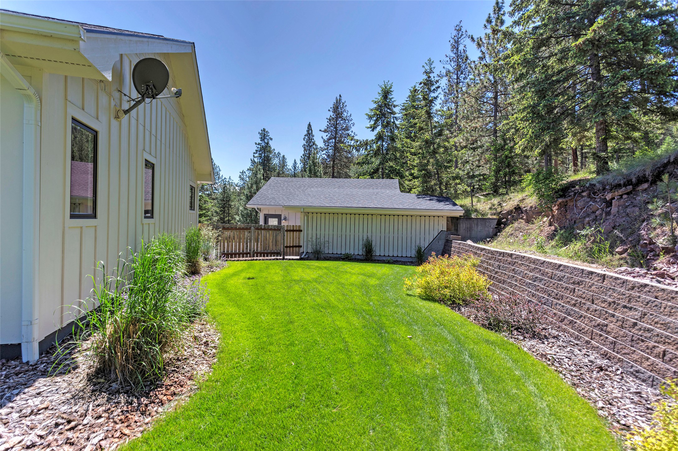 9755 Horseback Ridge Road