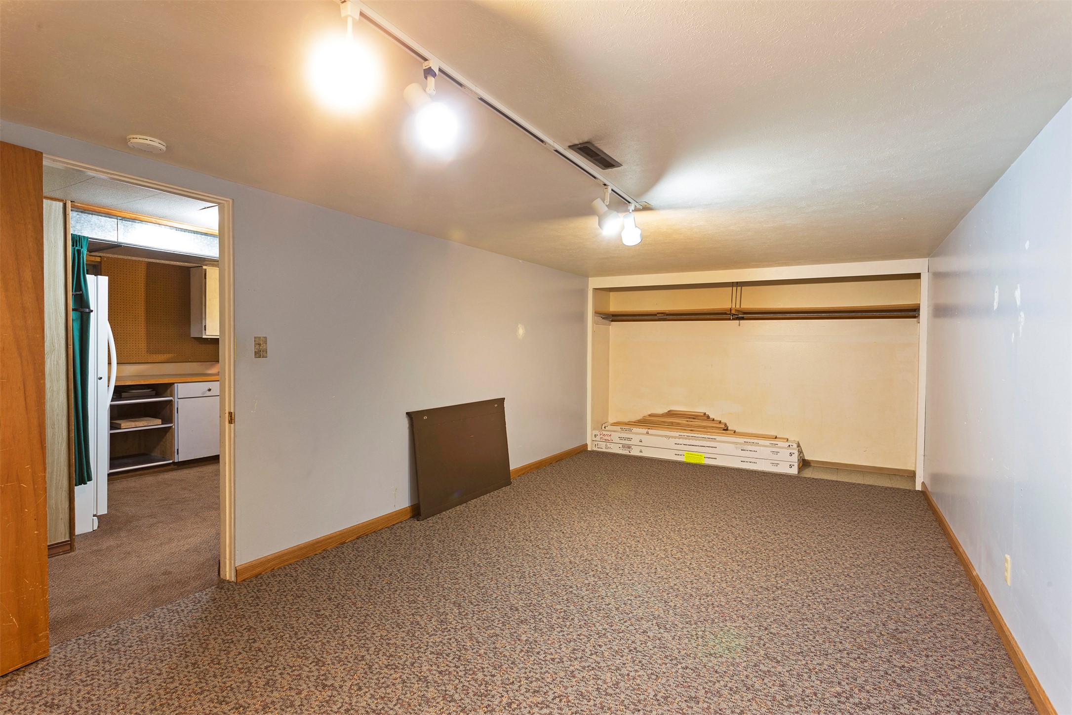 137 Cohosset Drive