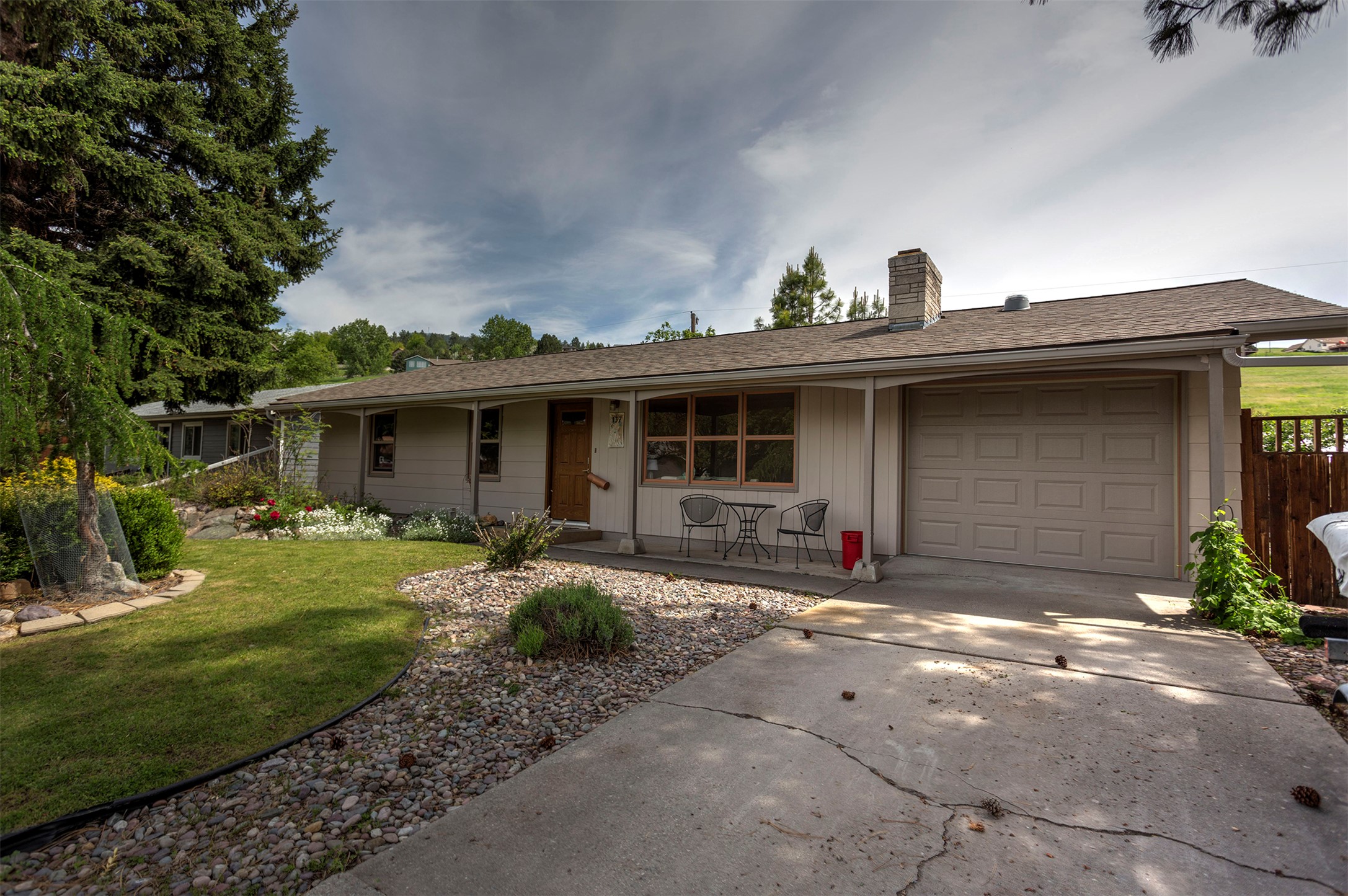 137 Cohosset Drive