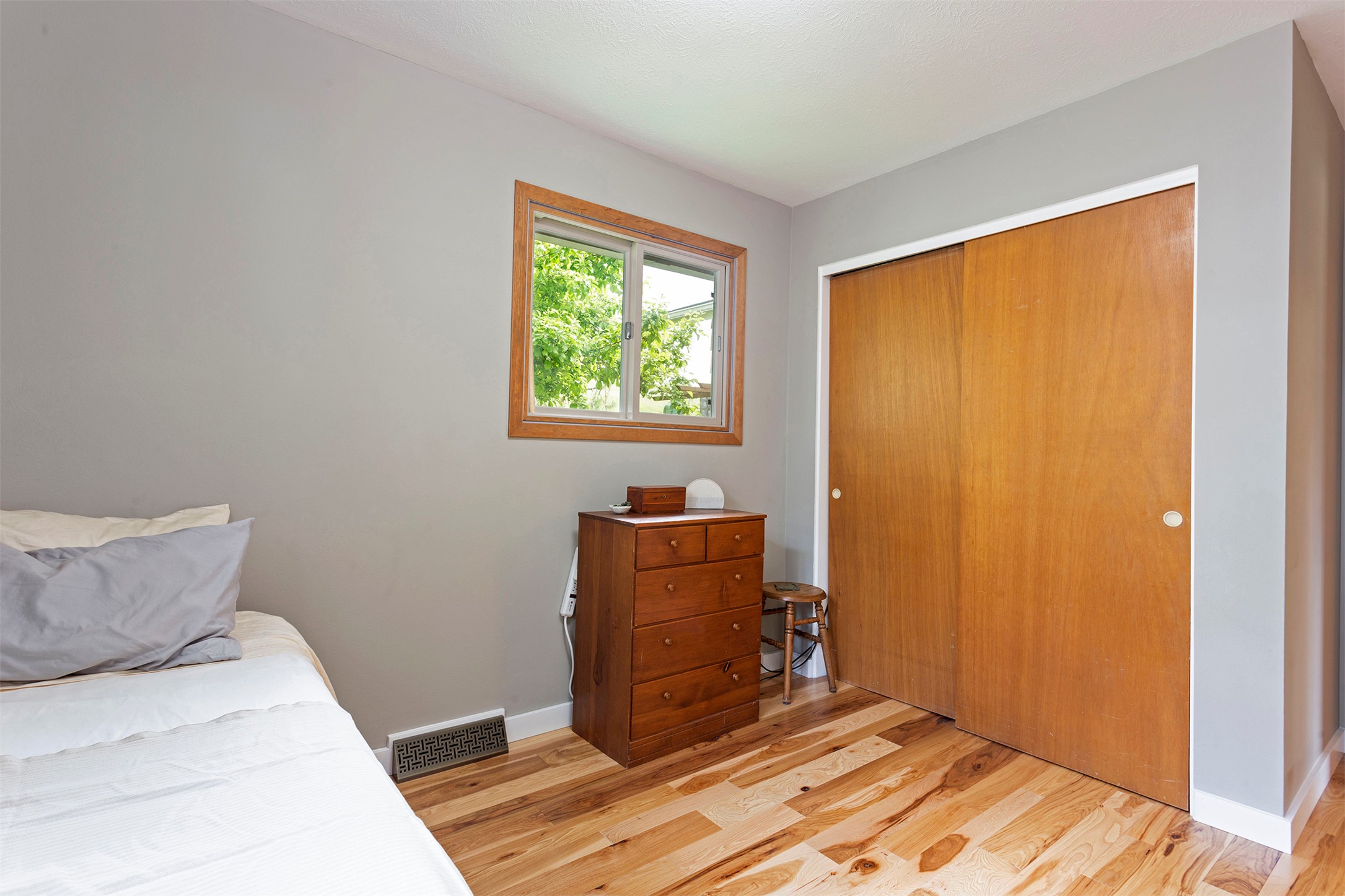 137 Cohosset Drive