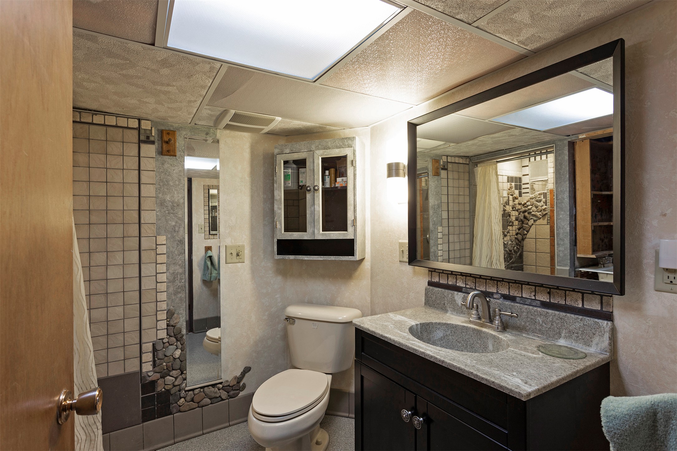 137 Cohosset Drive