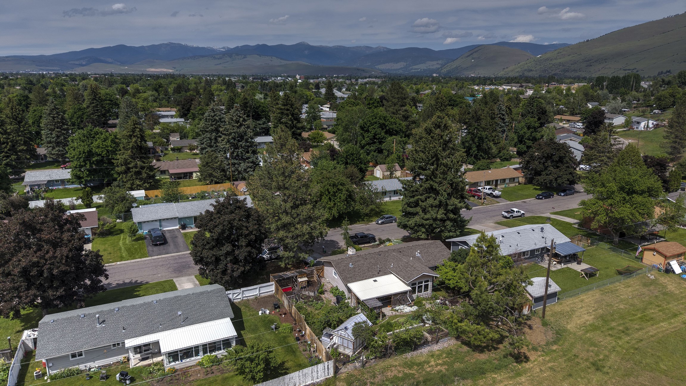 137 Cohosset Drive