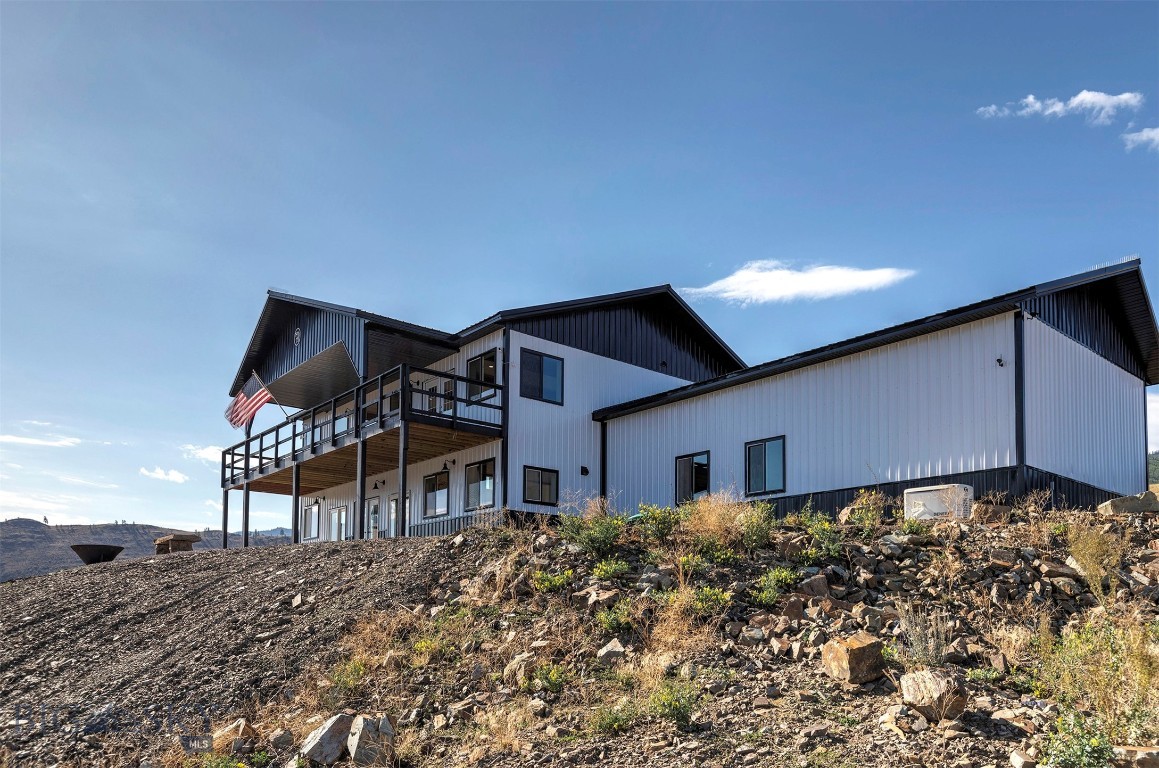 9800 Hwy 200
