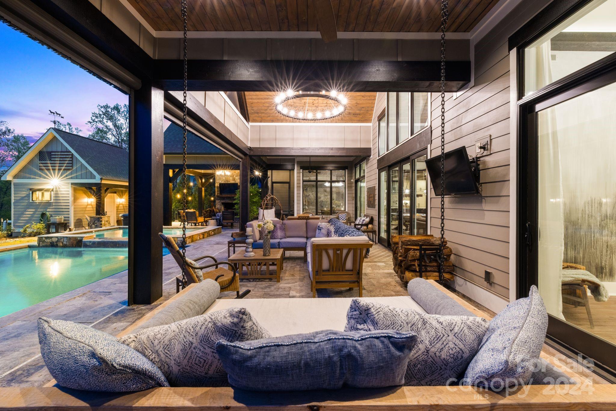 7334 Lakeridge Drive
