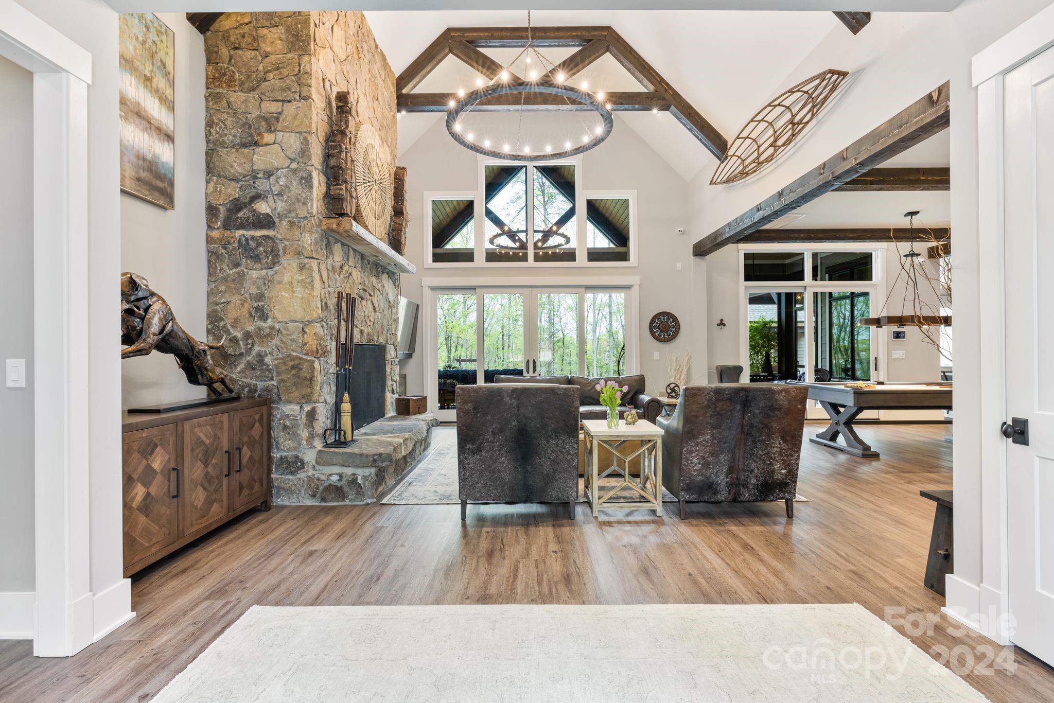 7334 Lakeridge Drive