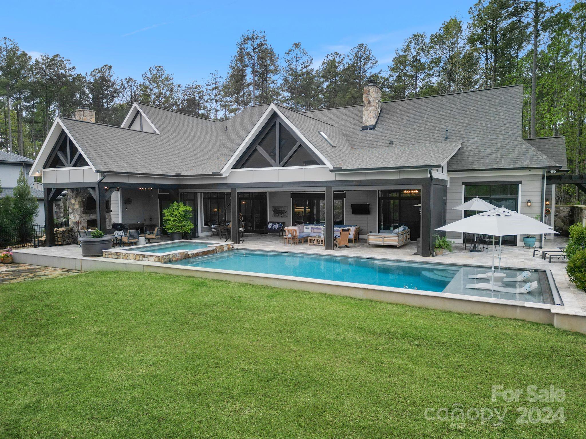 7334 Lakeridge Drive