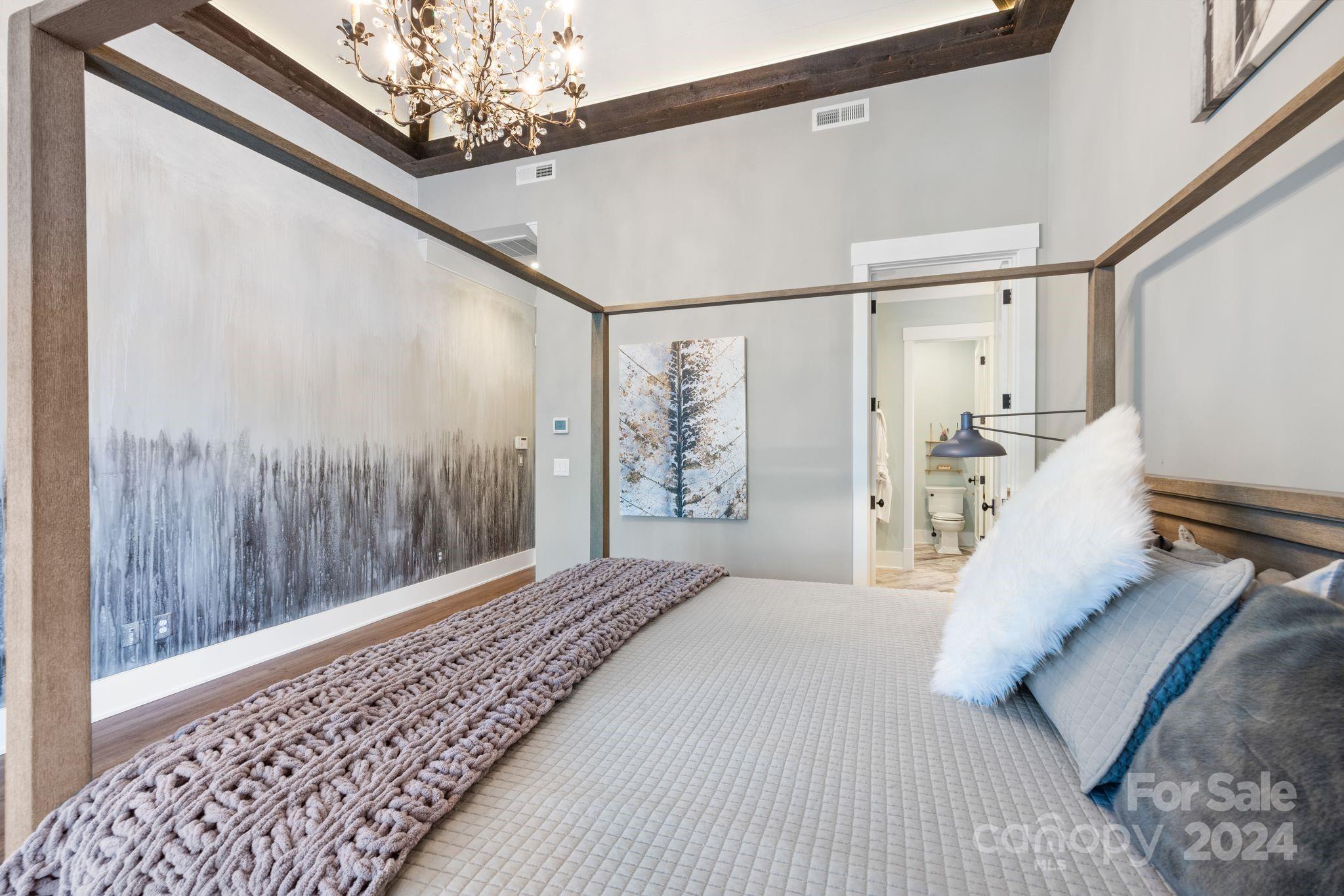7334 Lakeridge Drive