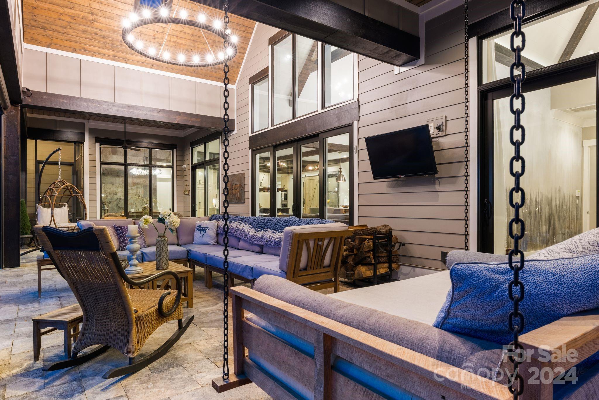 7334 Lakeridge Drive