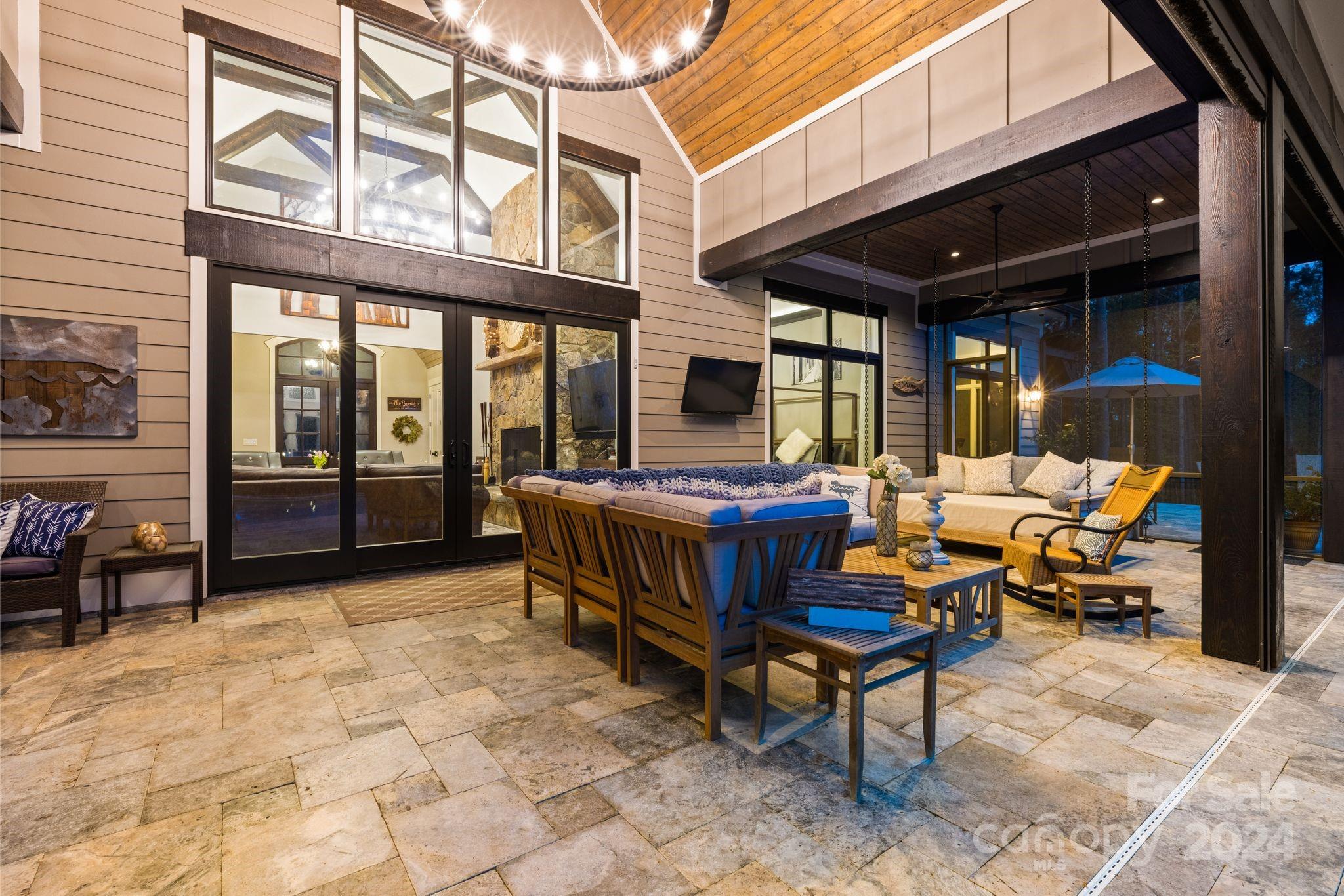 7334 Lakeridge Drive