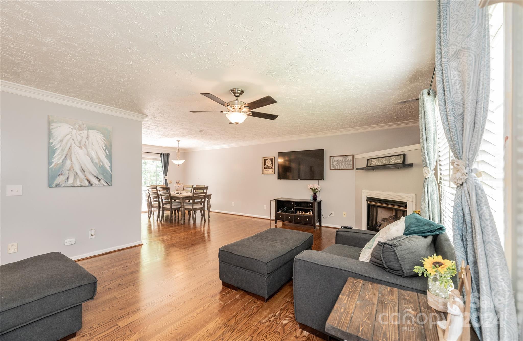 1612 Indian Springs Drive