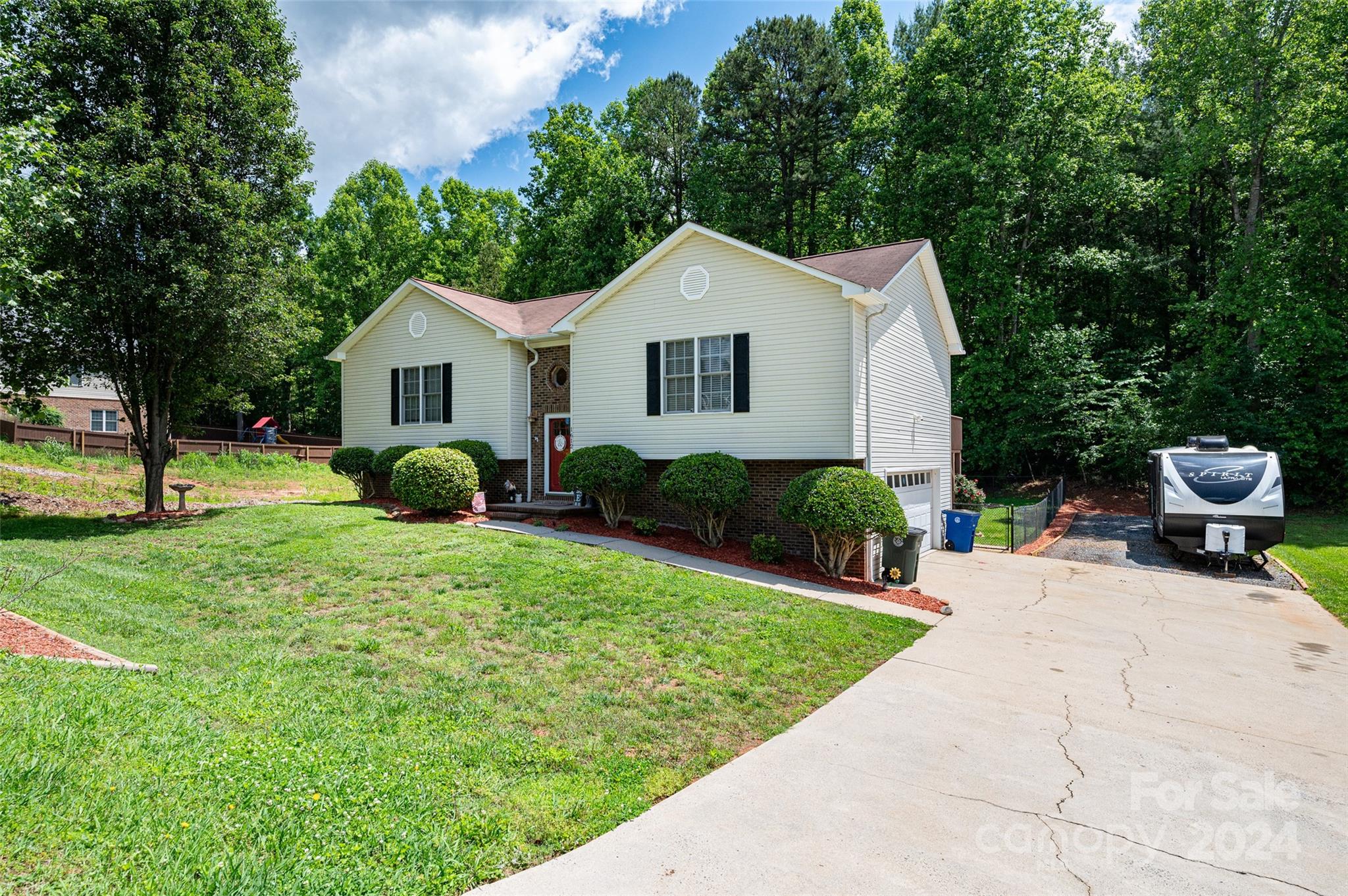 1612 Indian Springs Drive
