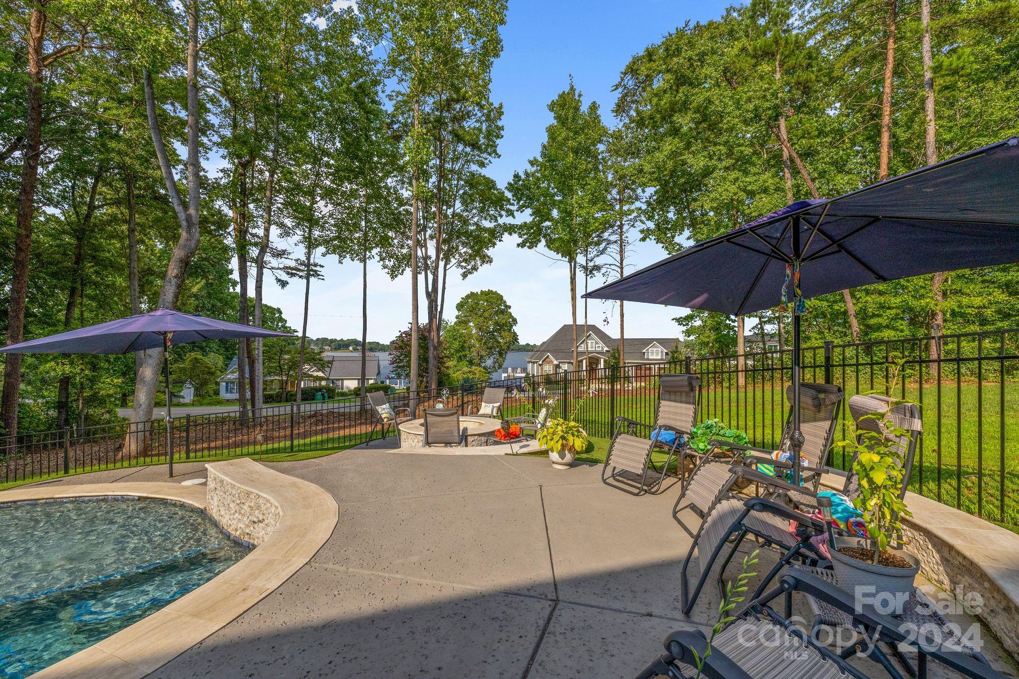 7086 Hawk Shadow Lane