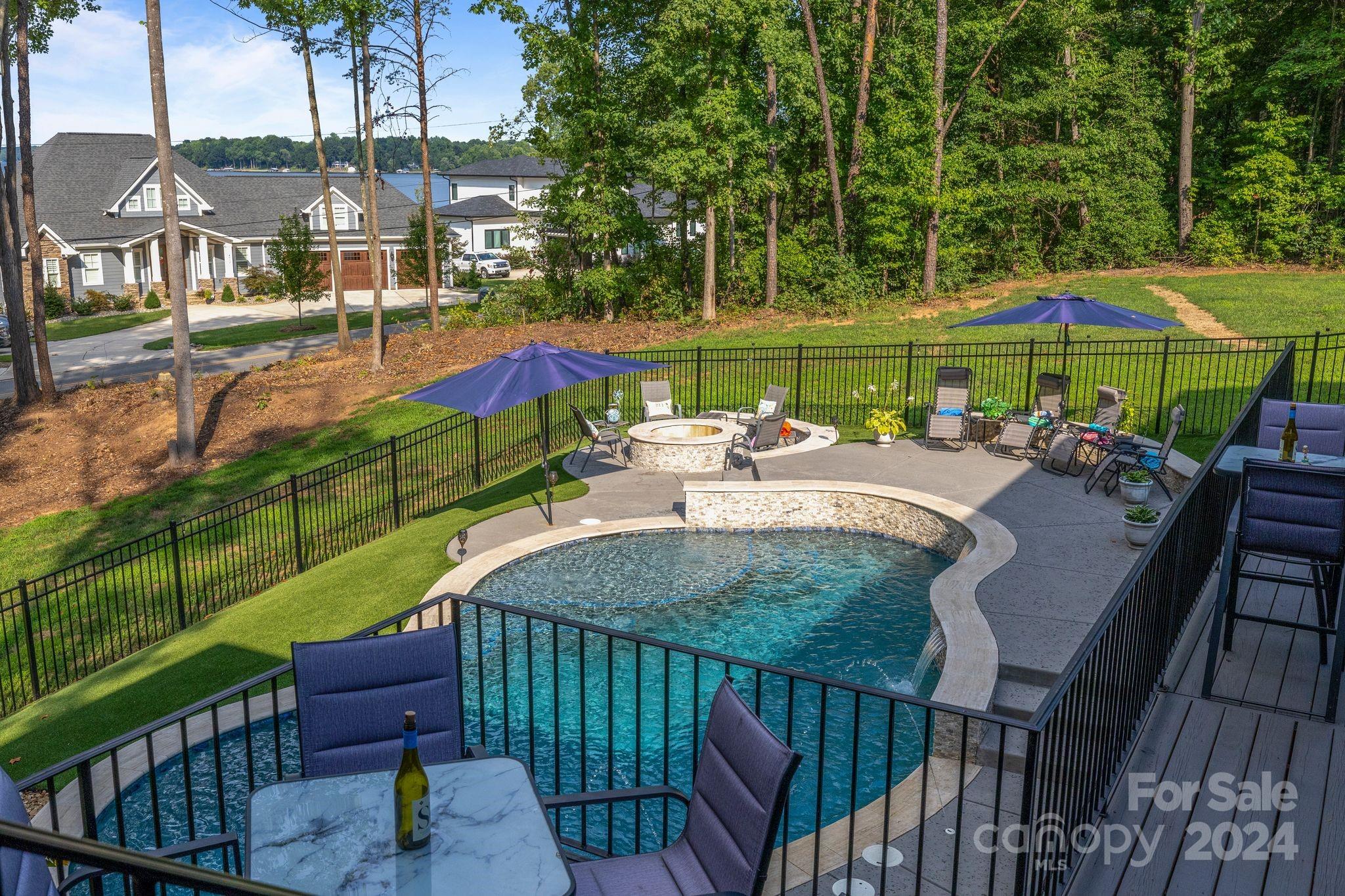 7086 Hawk Shadow Lane