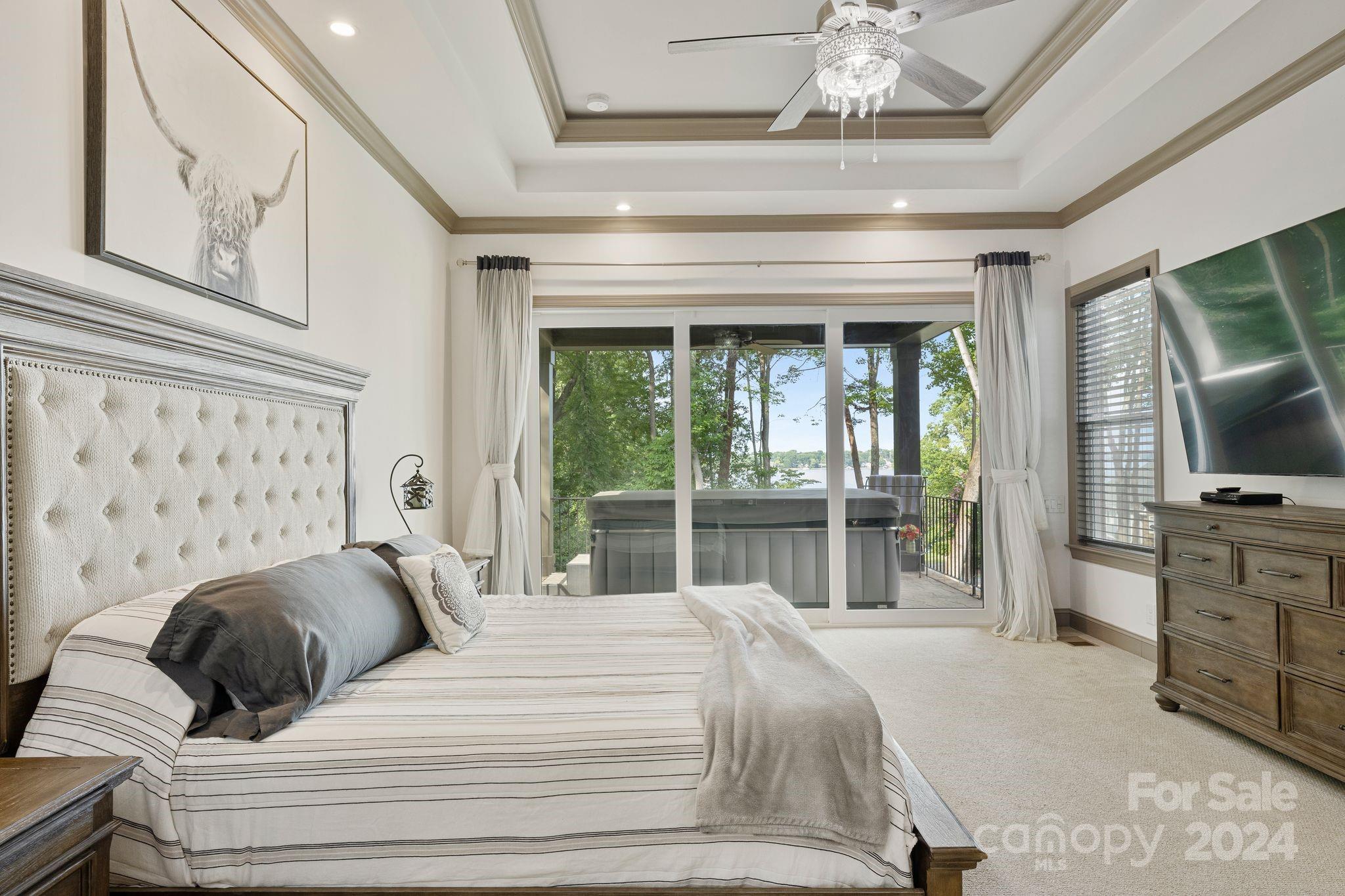 7086 Hawk Shadow Lane