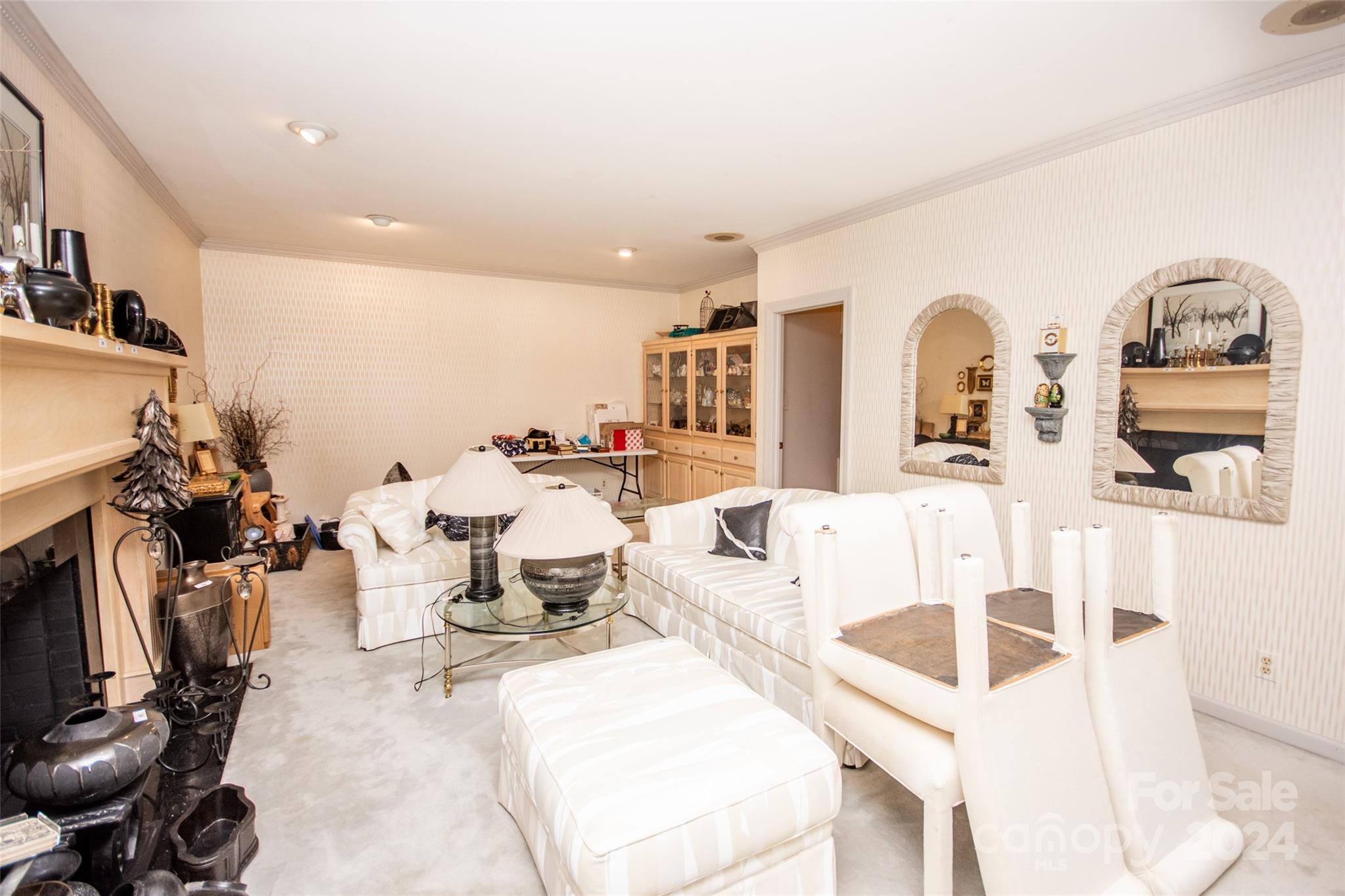 1963 Knolls Drive