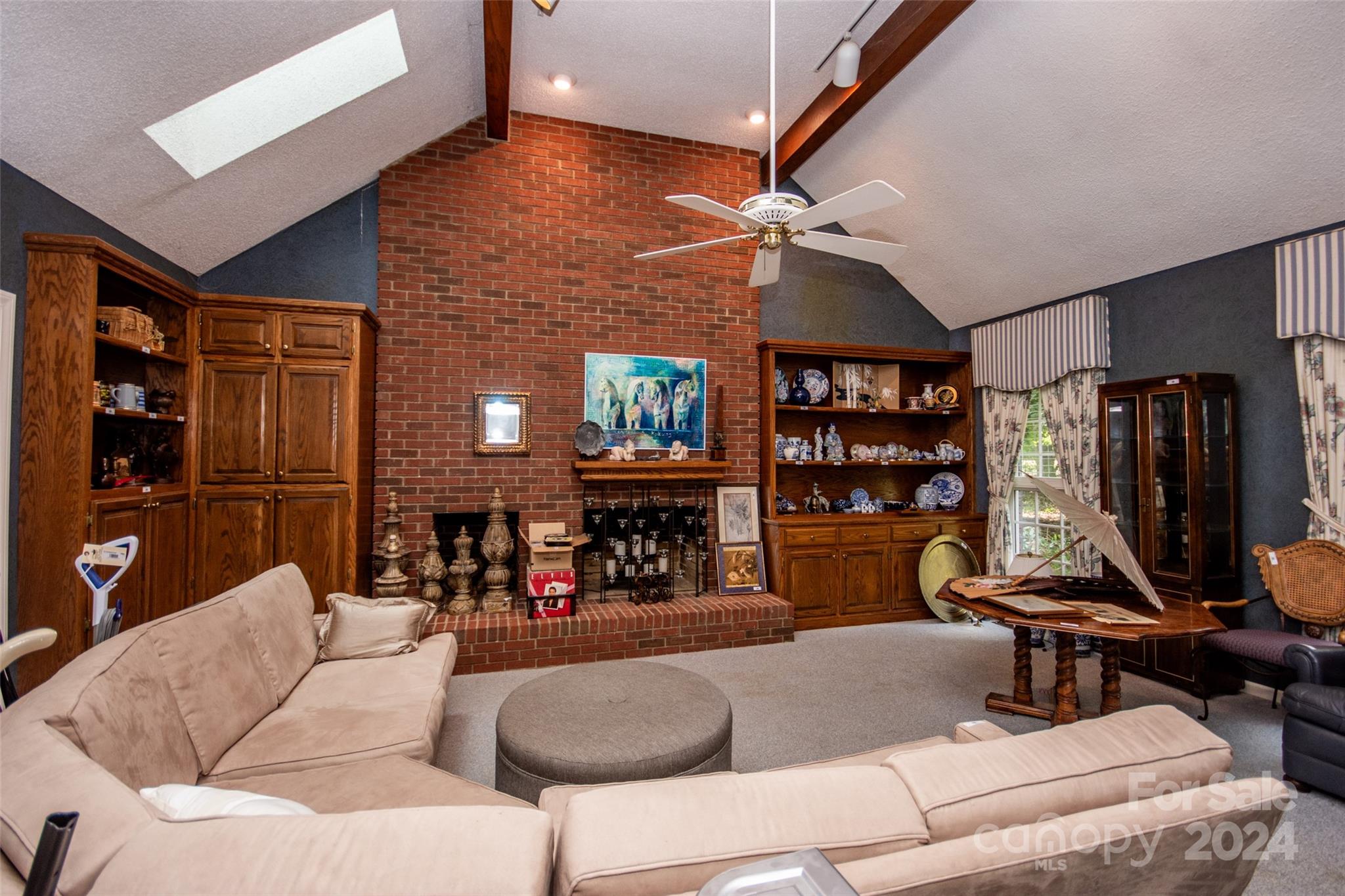 1963 Knolls Drive