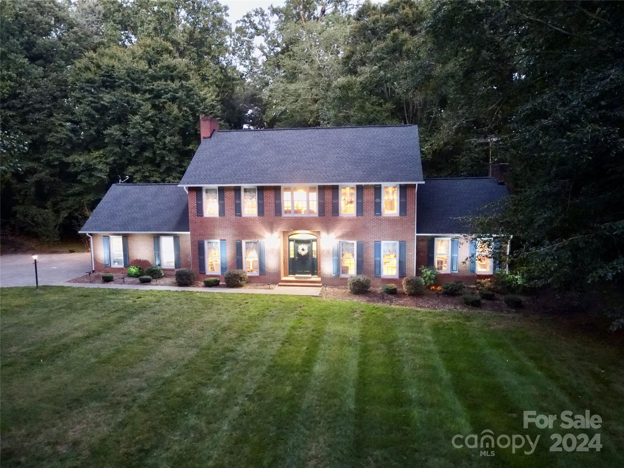 1963 Knolls Drive