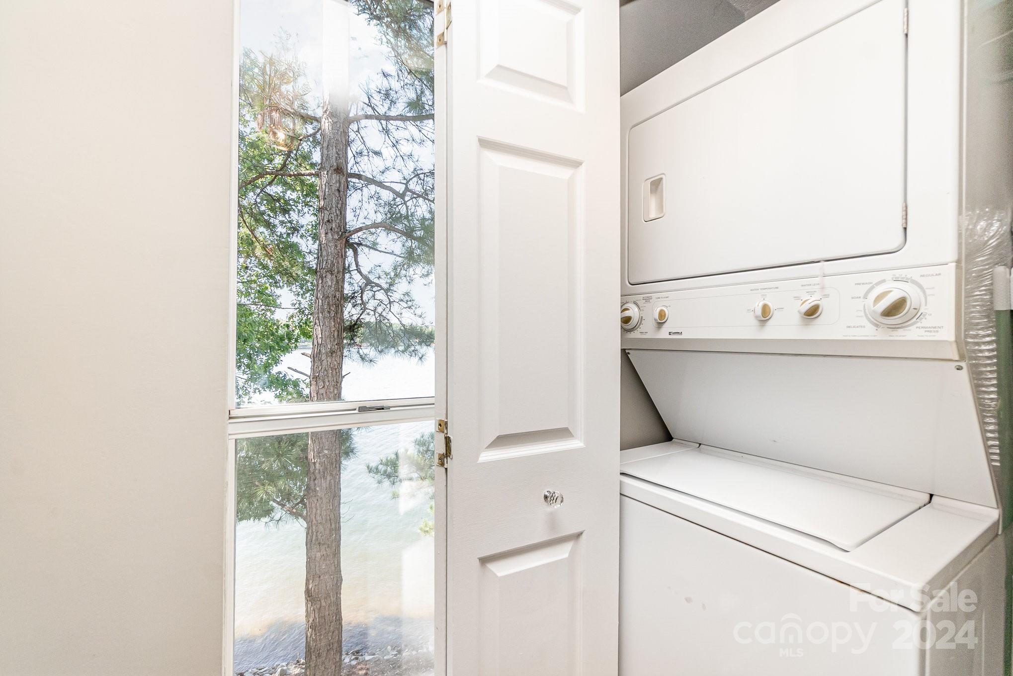 903 Southwest Drive Unit: 903