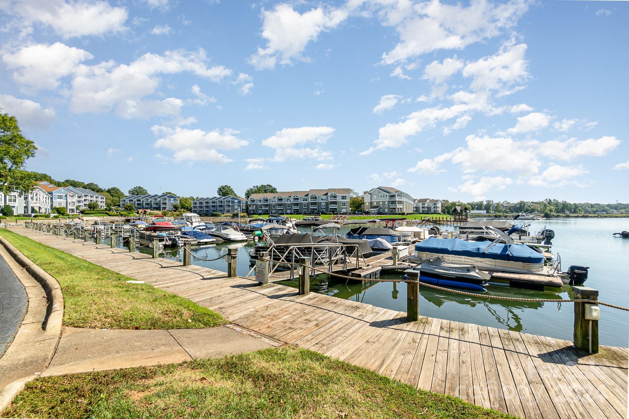 903 Southwest Drive Unit: 903