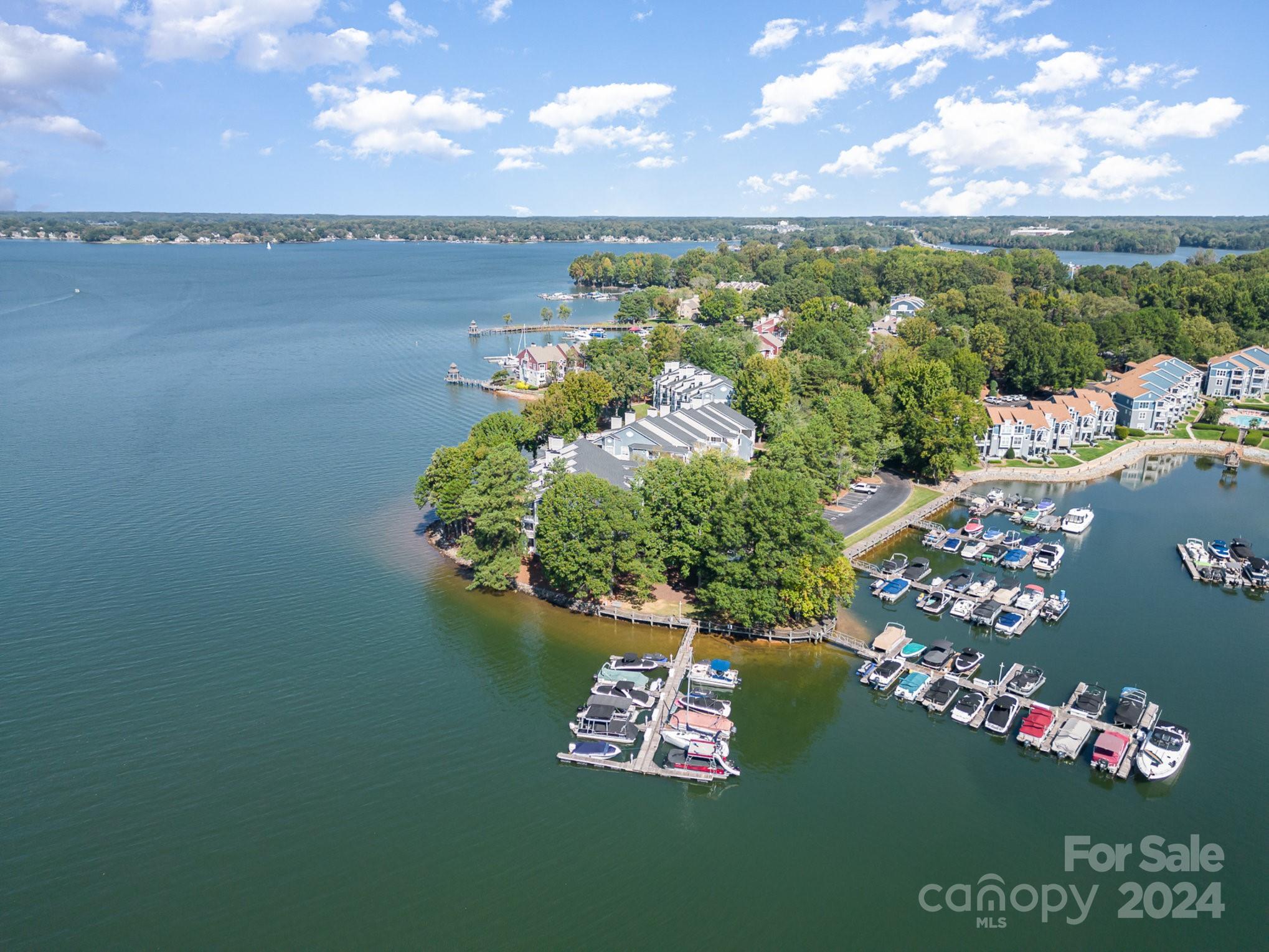 903 Southwest Drive Unit: 903