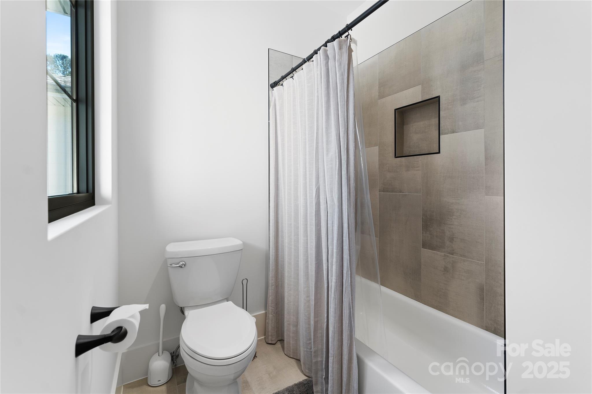 109 Myers Port Way Unit: 2