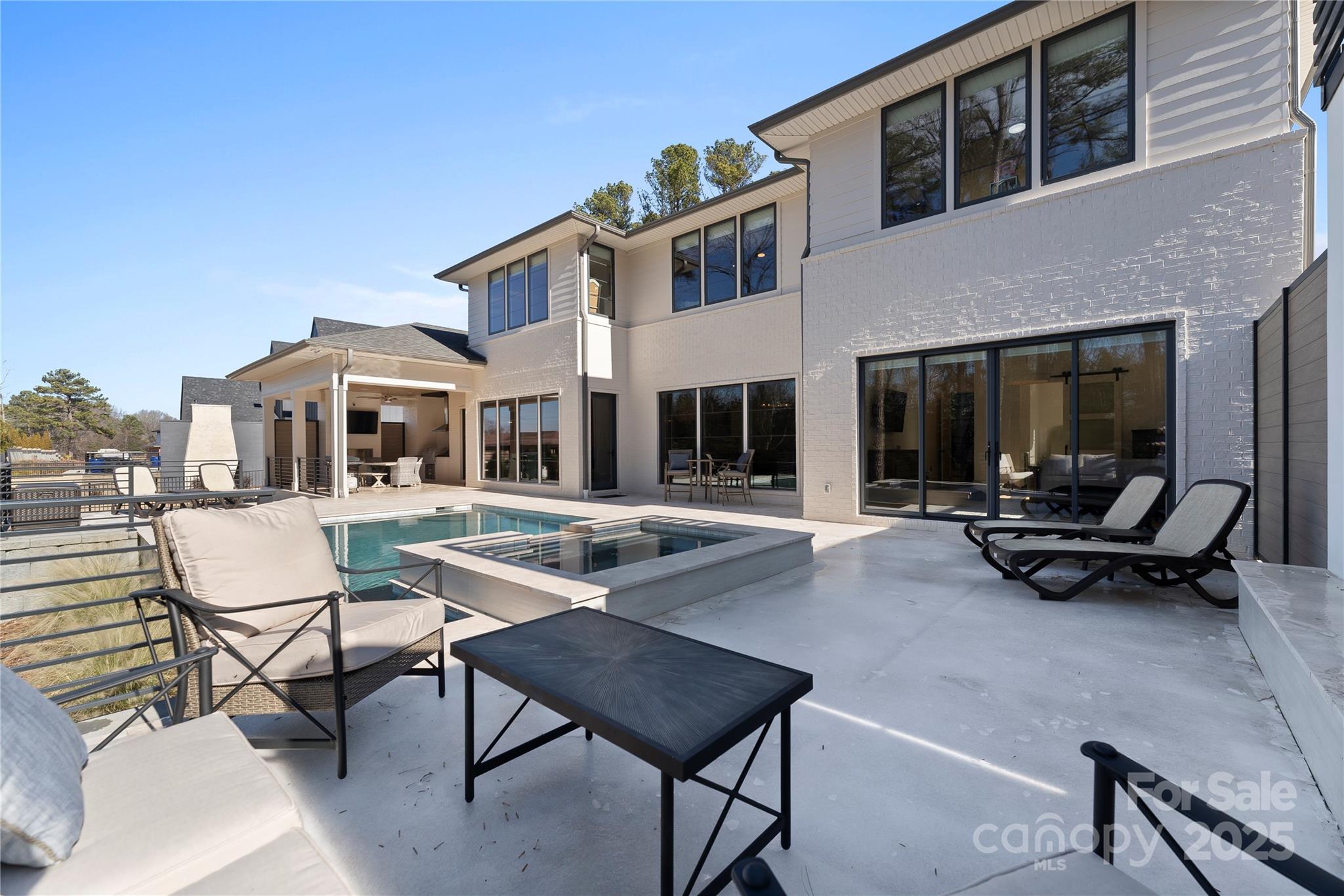 109 Myers Port Way Unit: 2