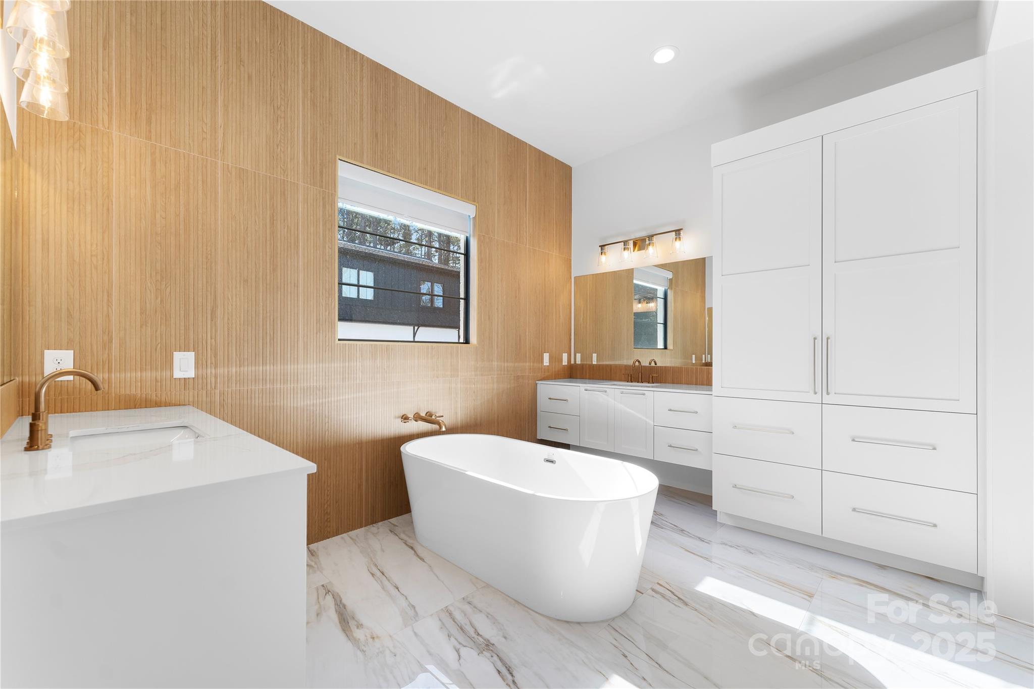 109 Myers Port Way Unit: 2
