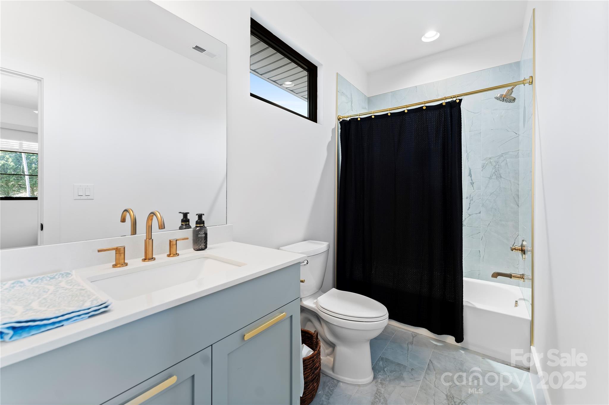 109 Myers Port Way Unit: 2