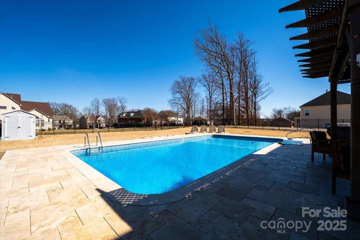 193 Sassafras Road