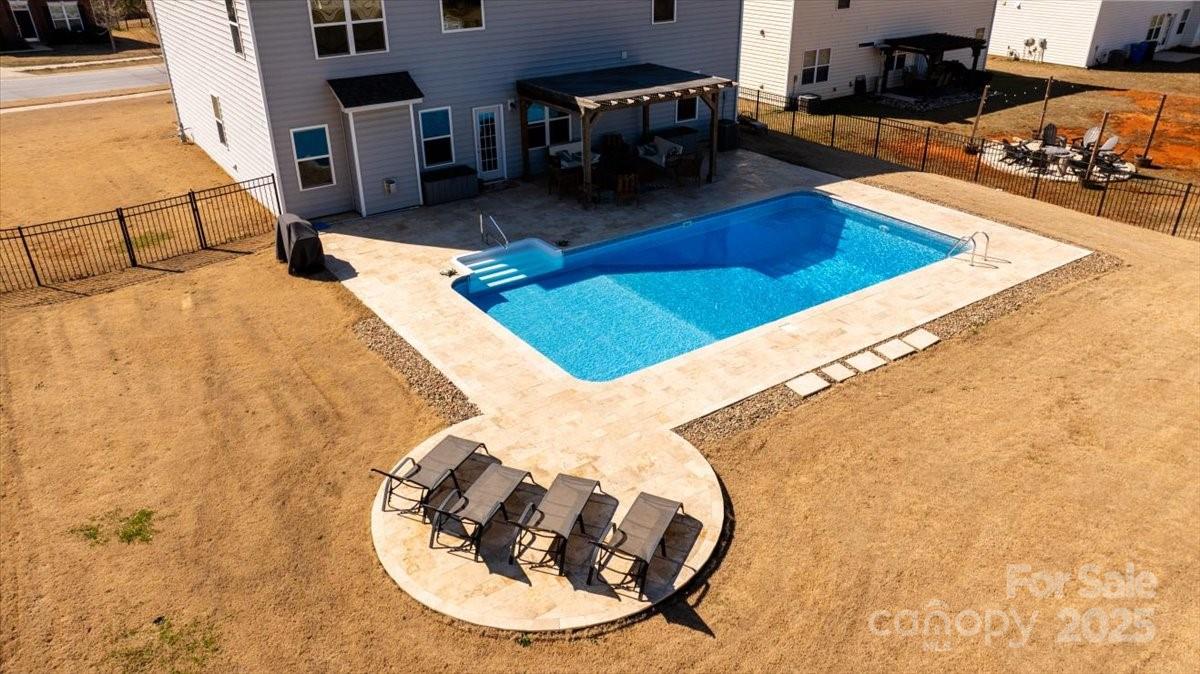 193 Sassafras Road