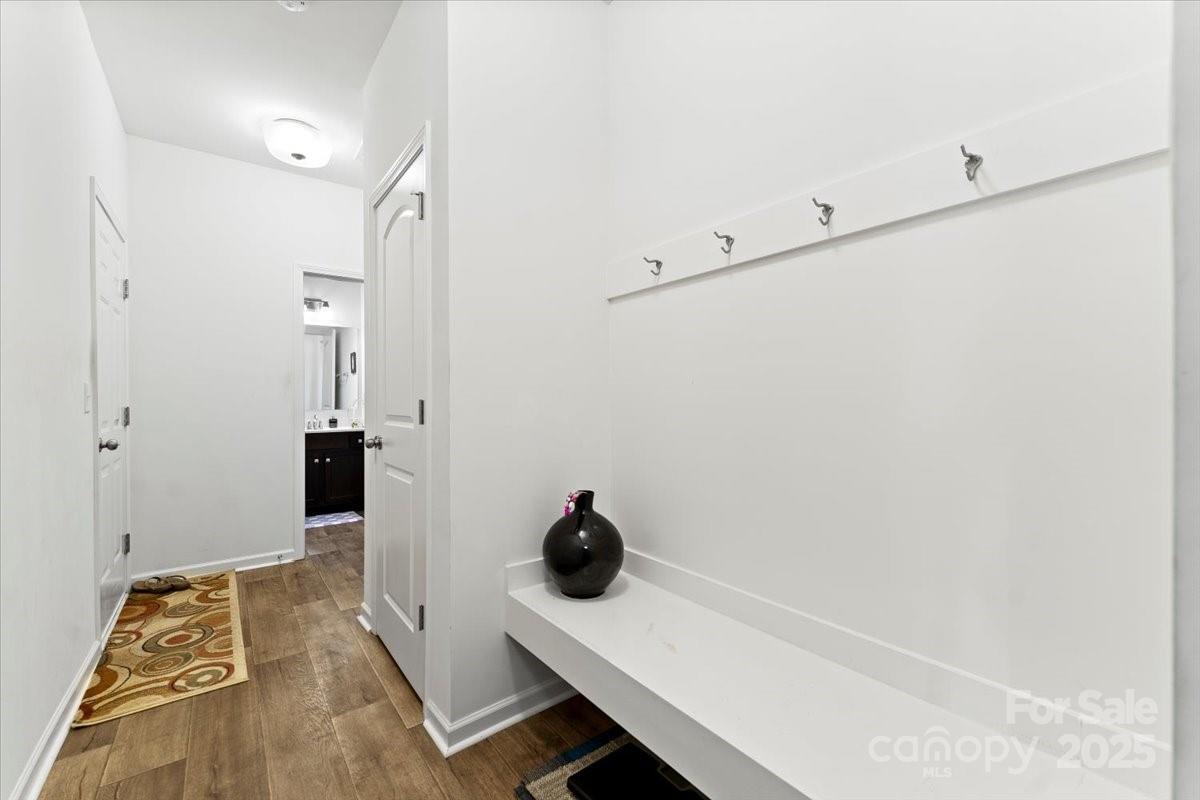 1036 Bramcote Lane