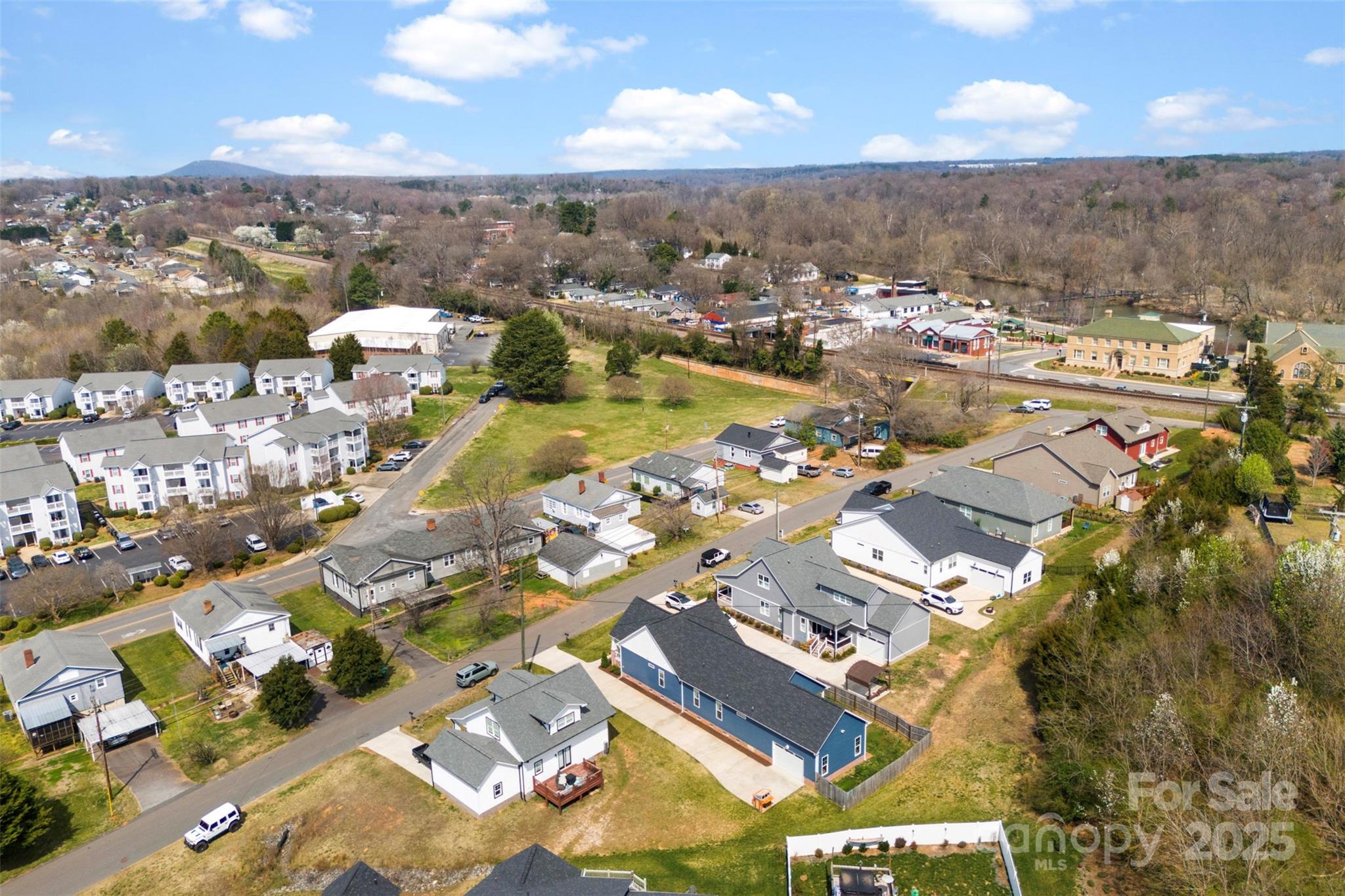 508 Standpipe Hill