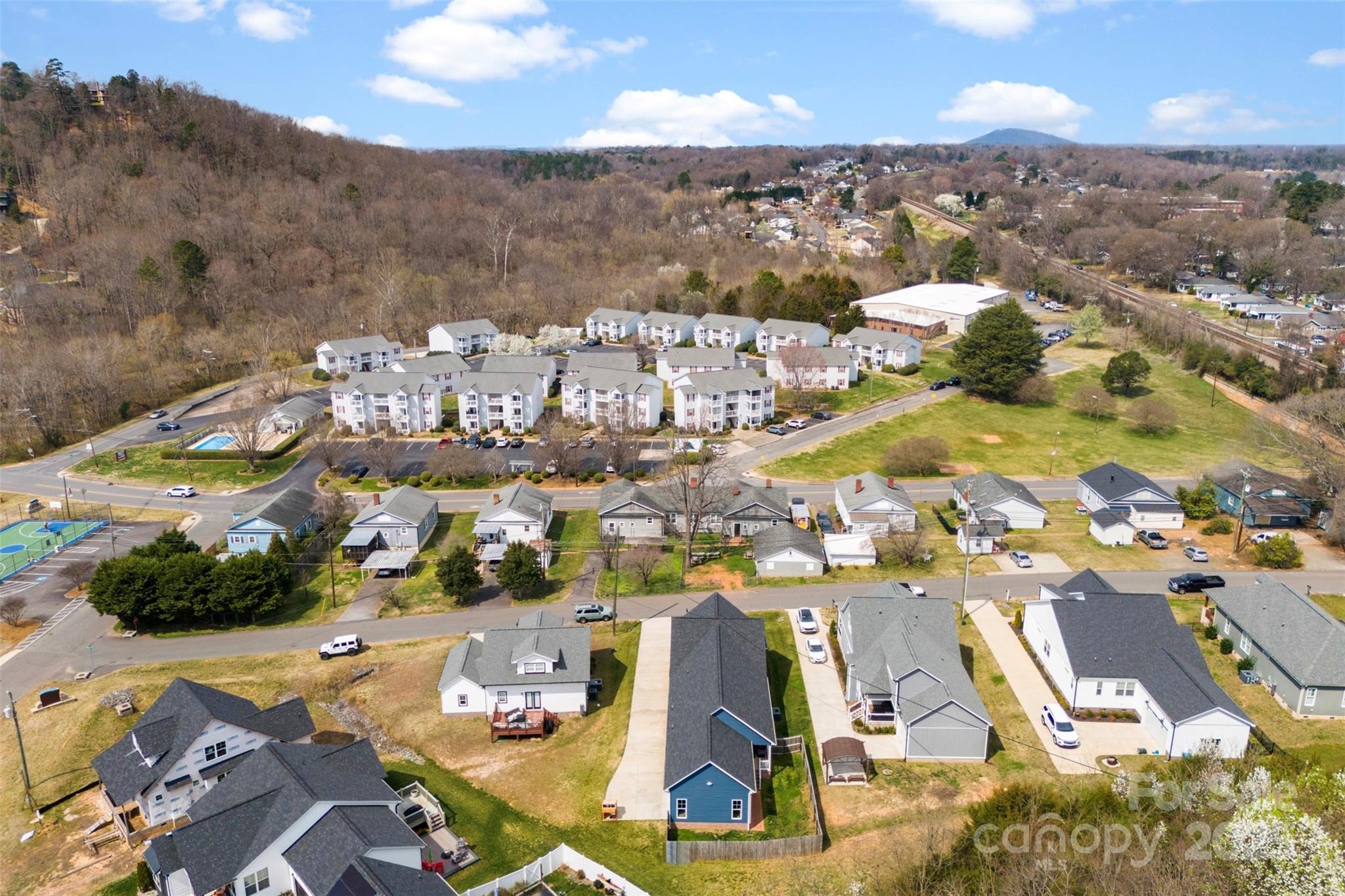 508 Standpipe Hill