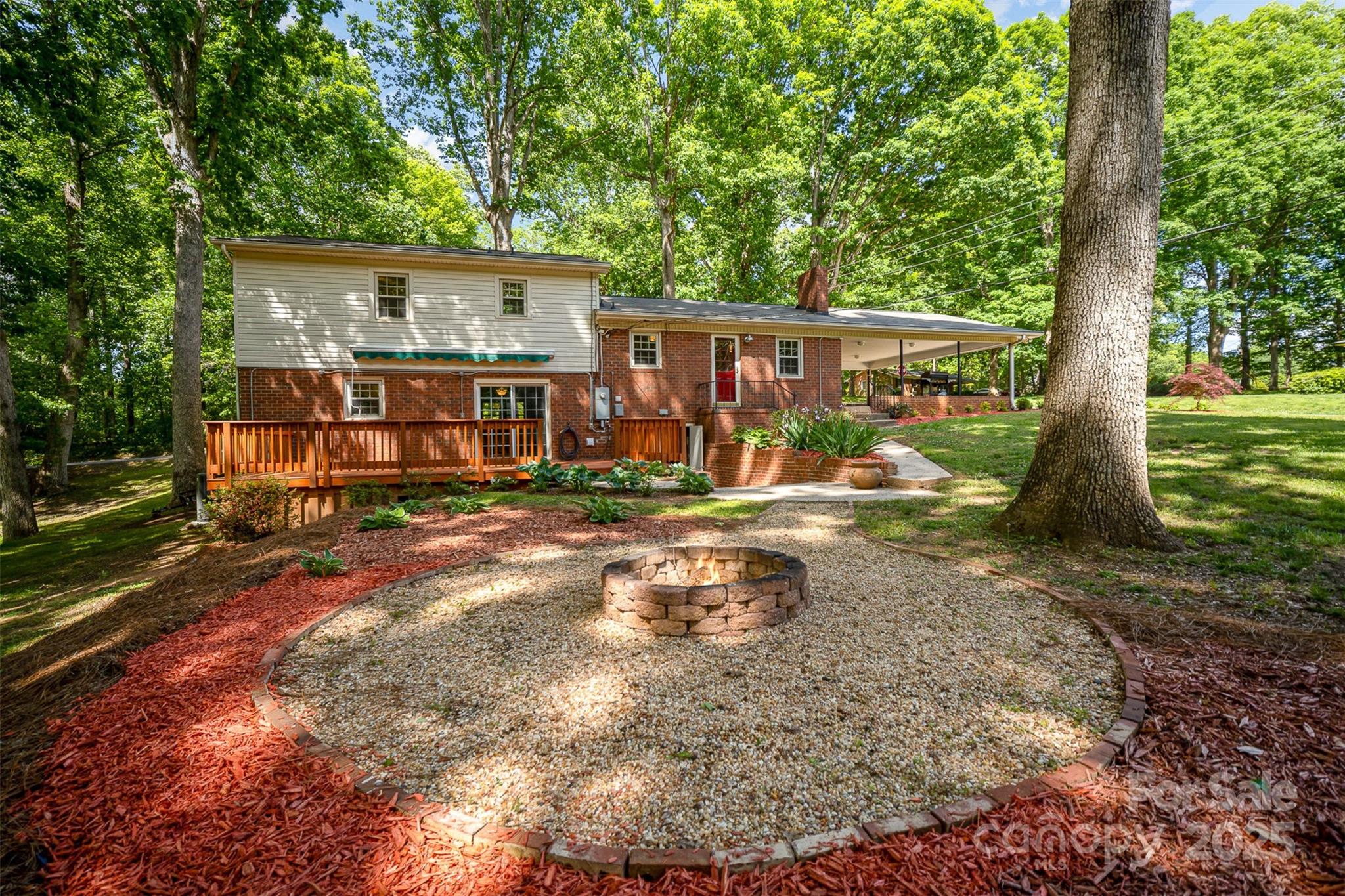 118 Spicewood Circle