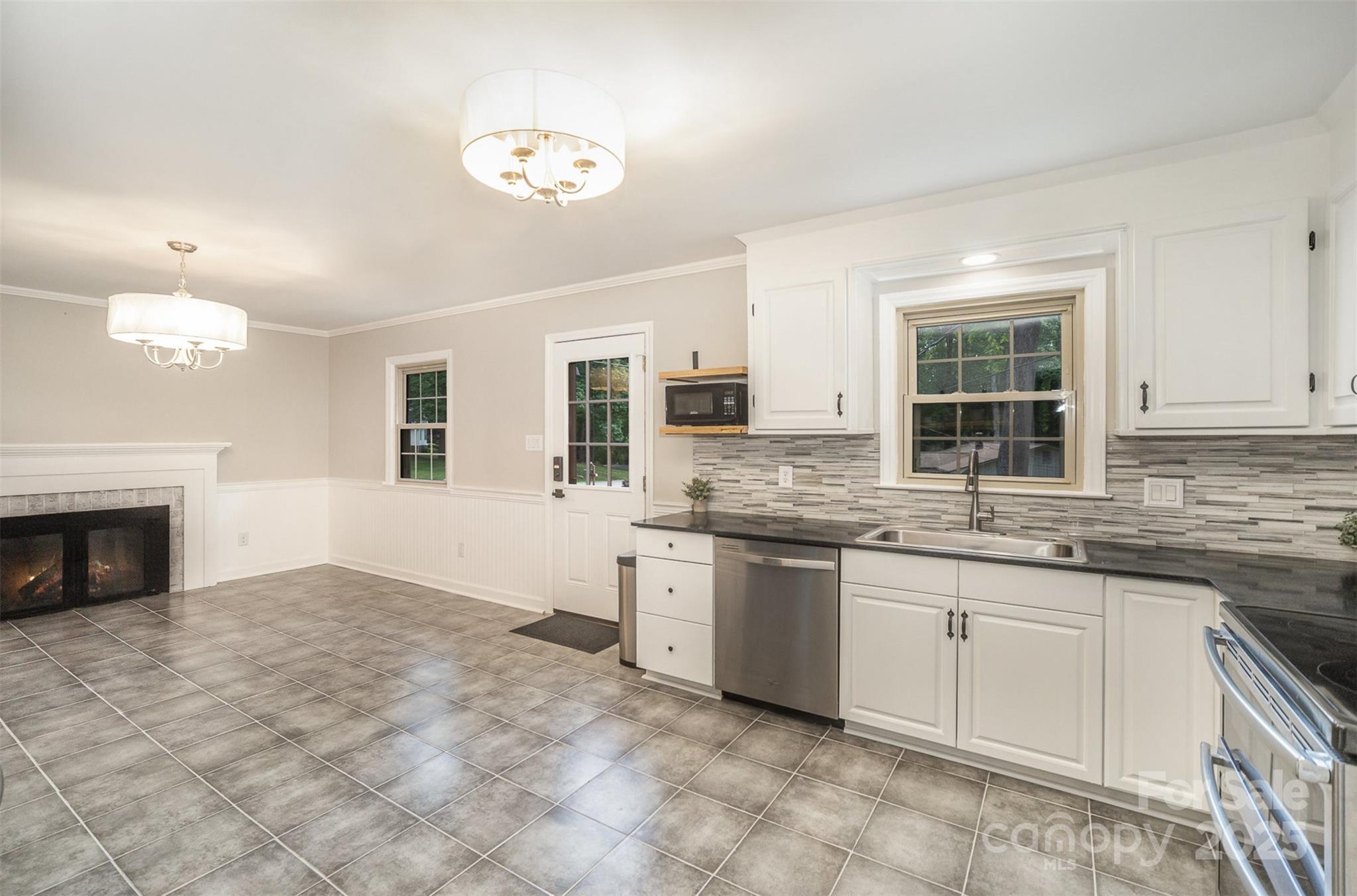 118 Spicewood Circle