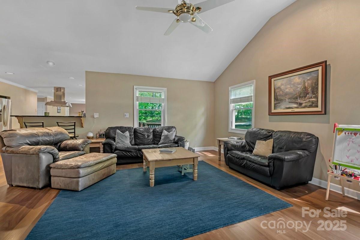 110 Lakeland Road Unit: 19