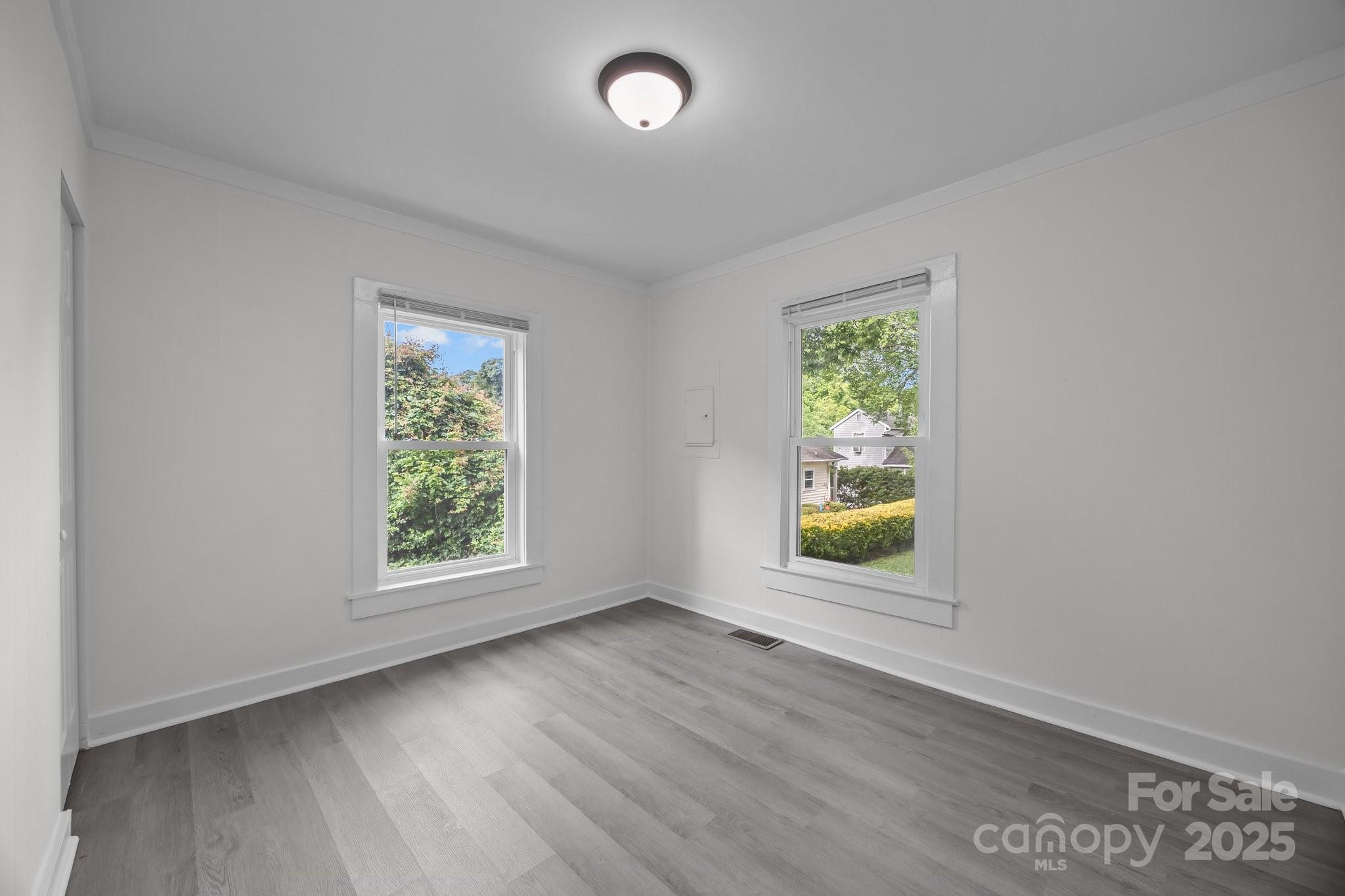 207 Eden Street