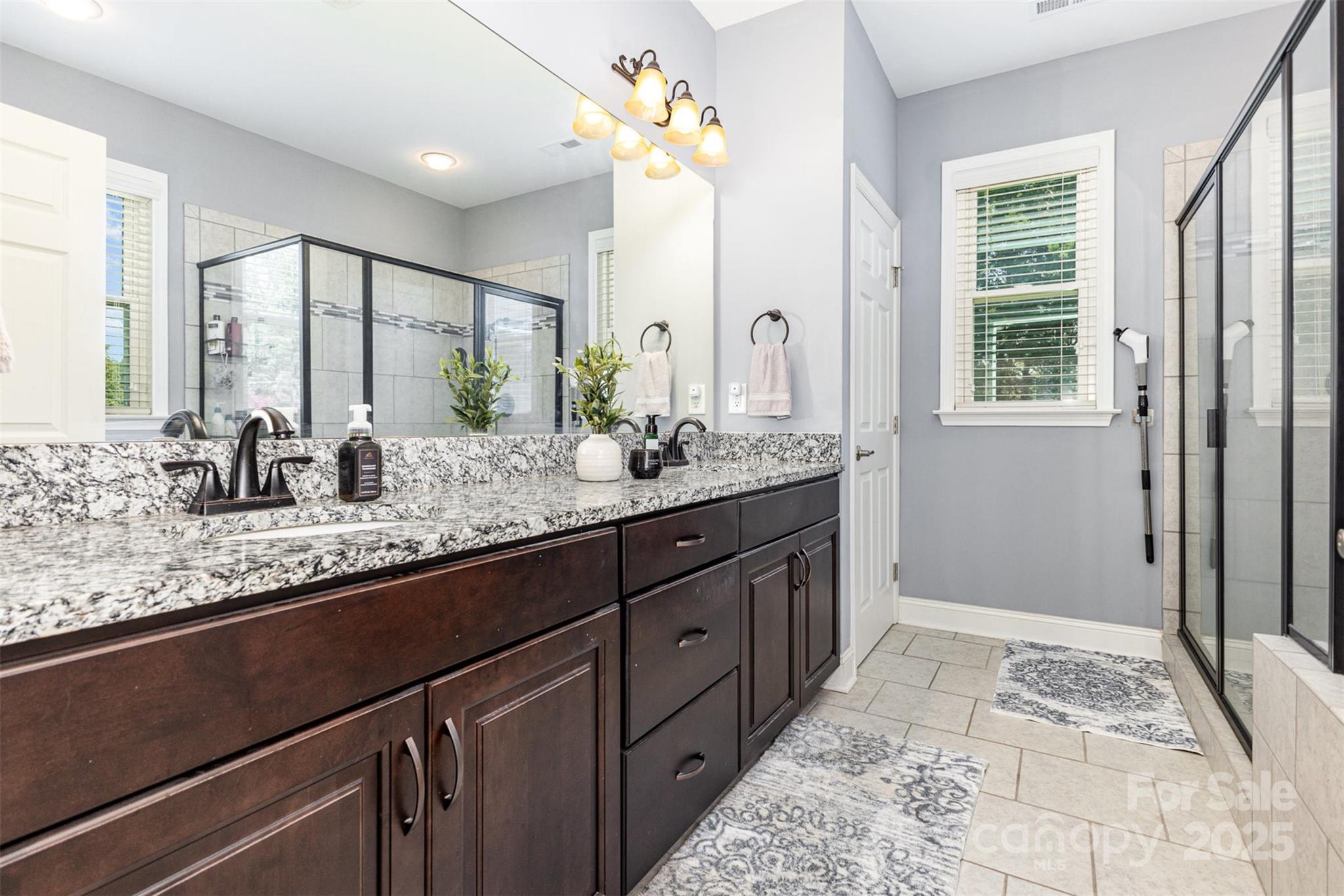 1225 Edgewood Court