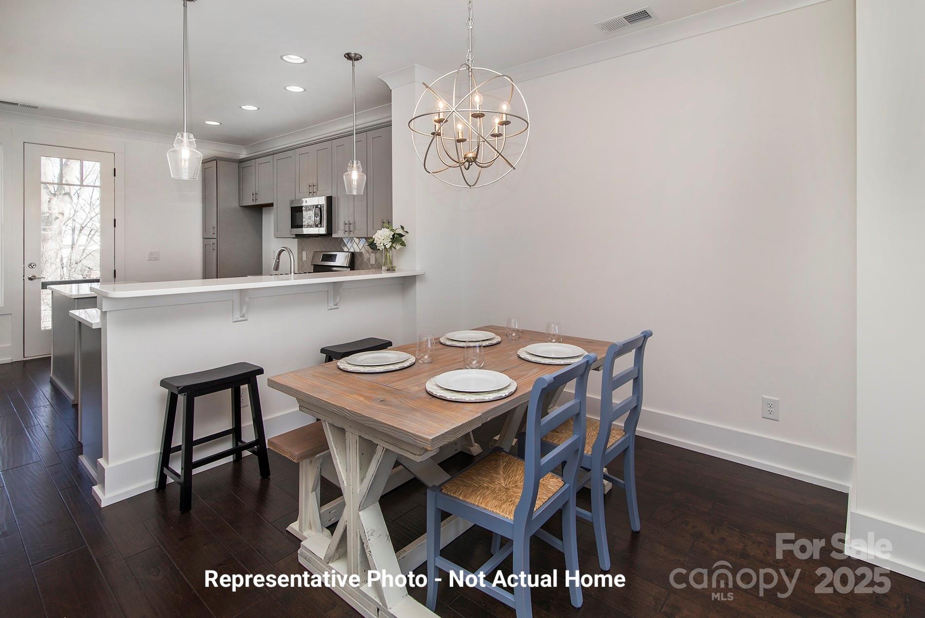 9929 Ansonborough Square