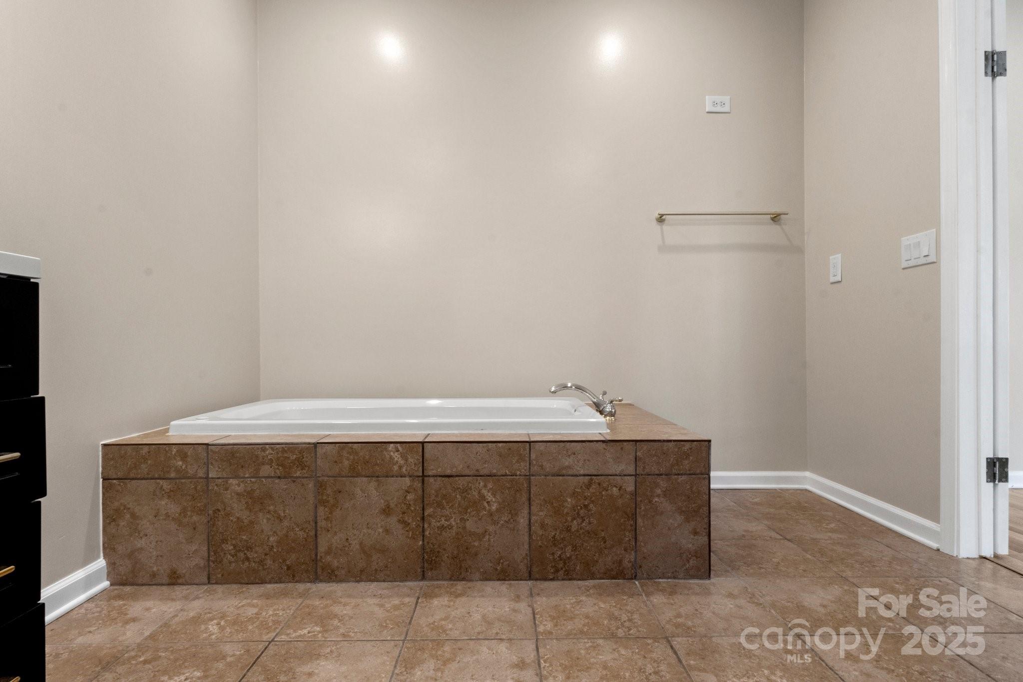 2942 Denwood Drive