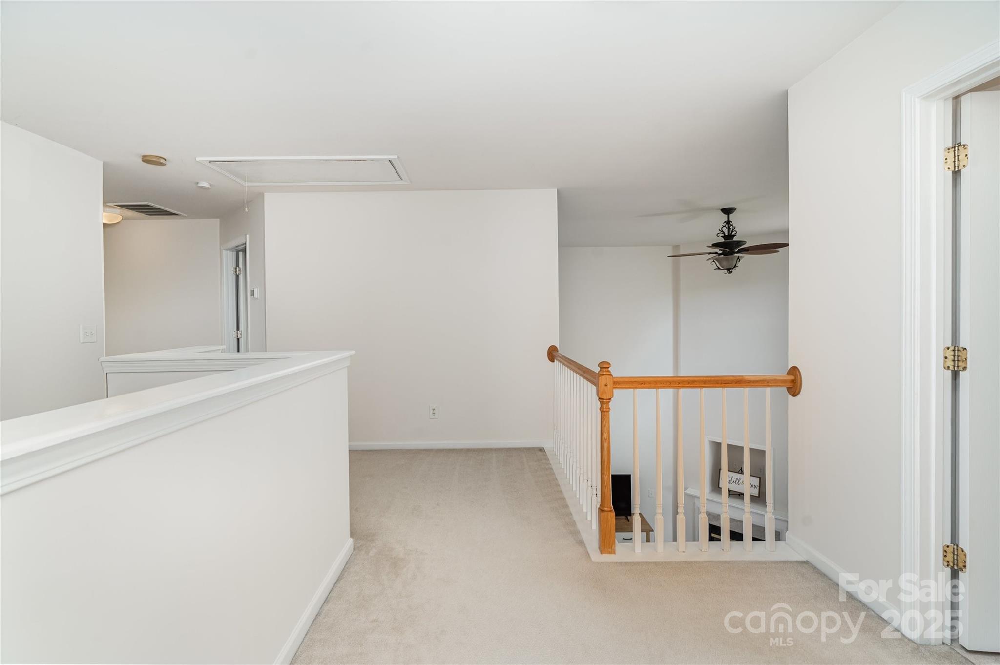 14418 Laurel Tree Lane