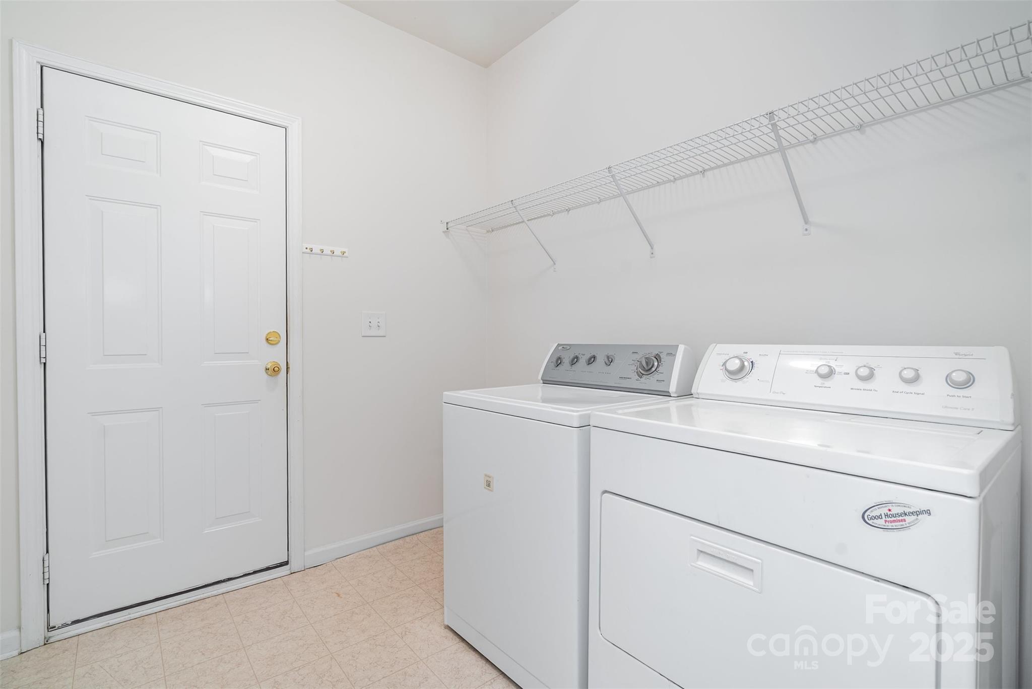 14418 Laurel Tree Lane