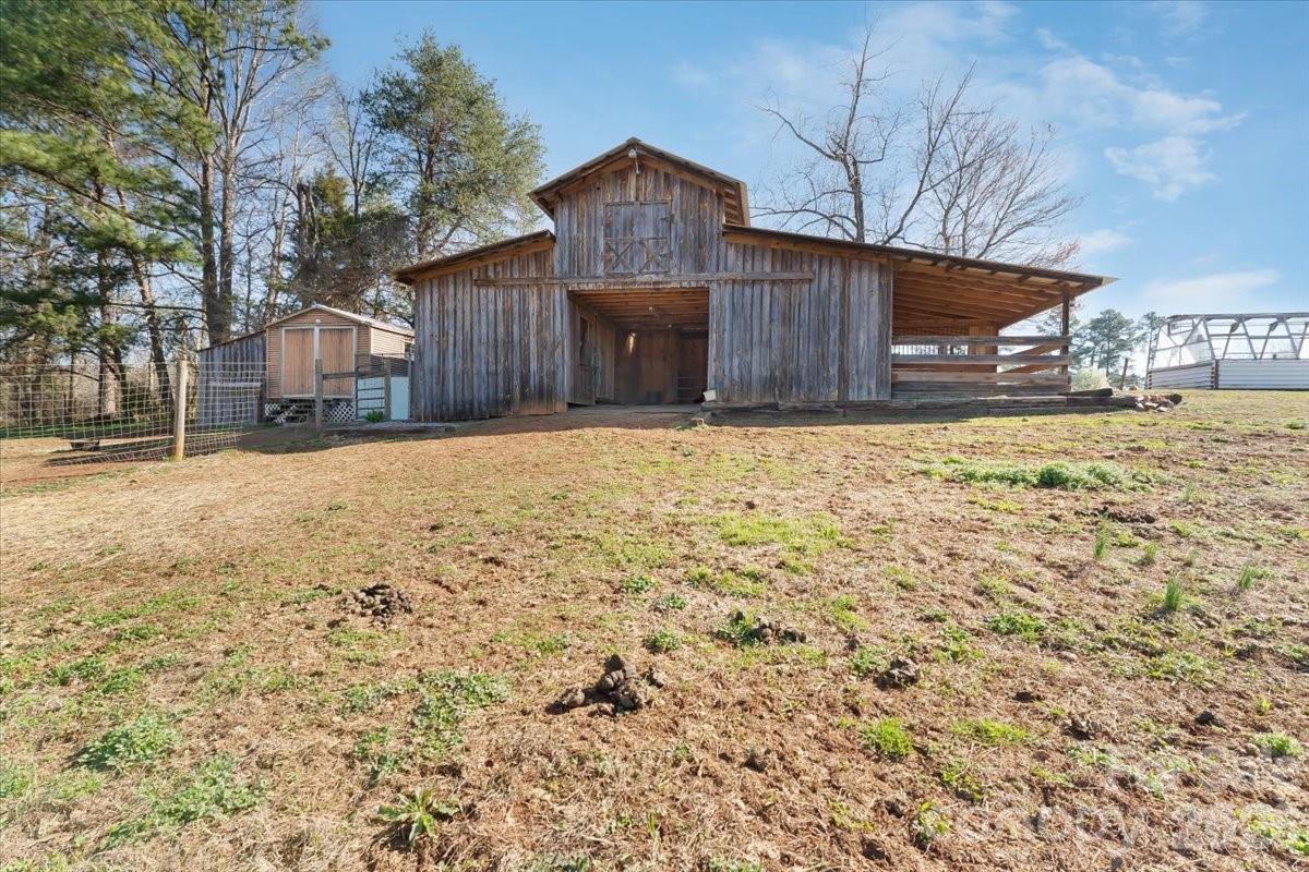 6268 Long Island Road