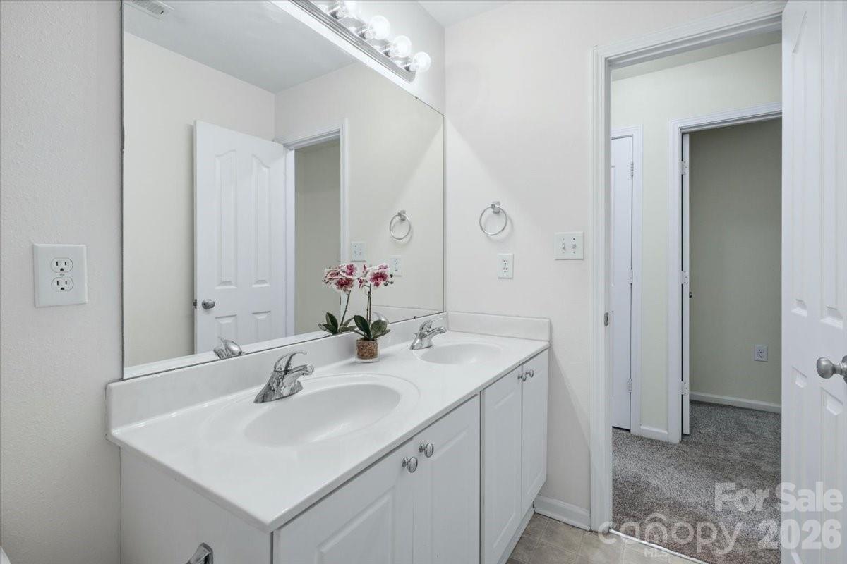 7143 Wandering Creek Drive