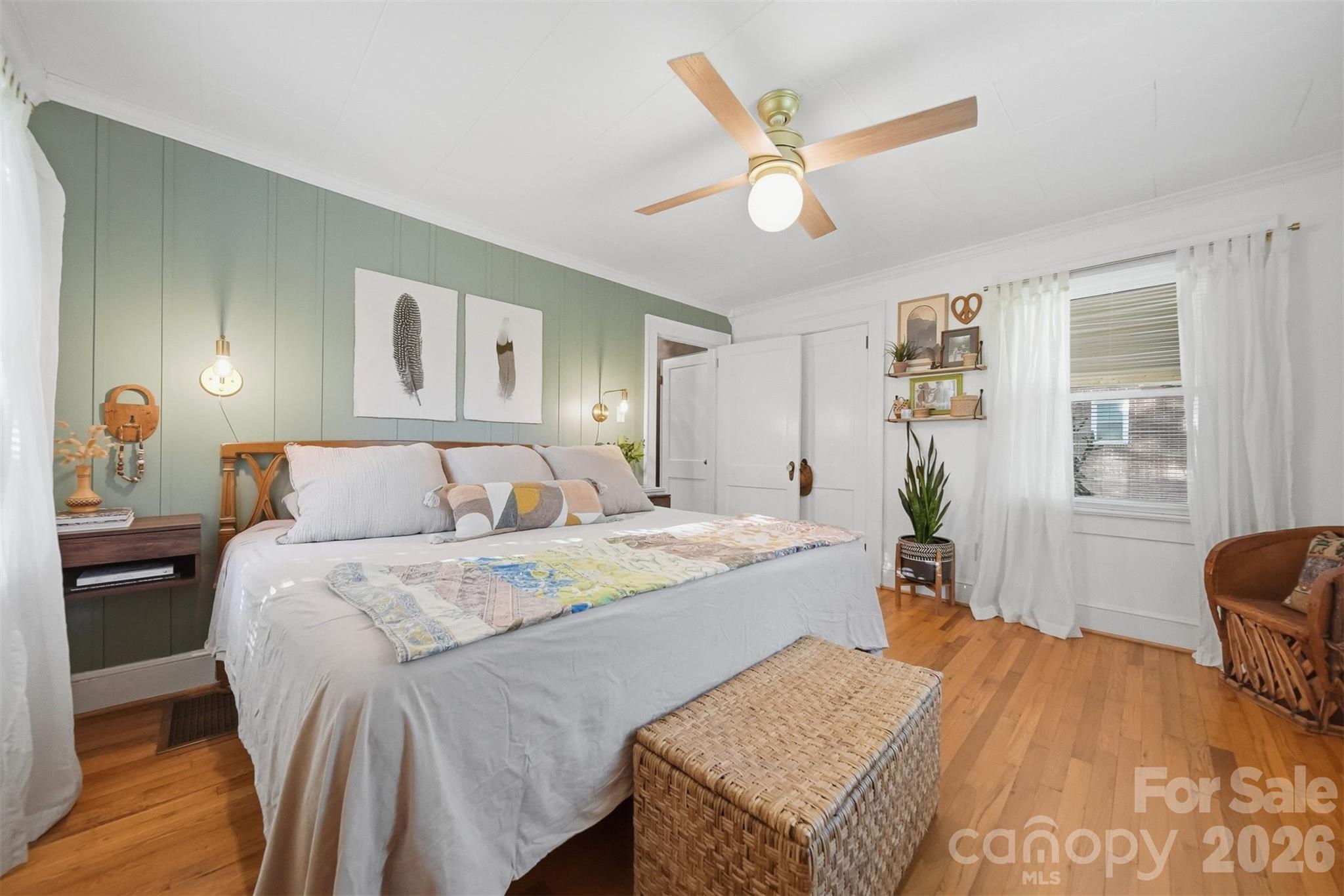 504 W 6th Street