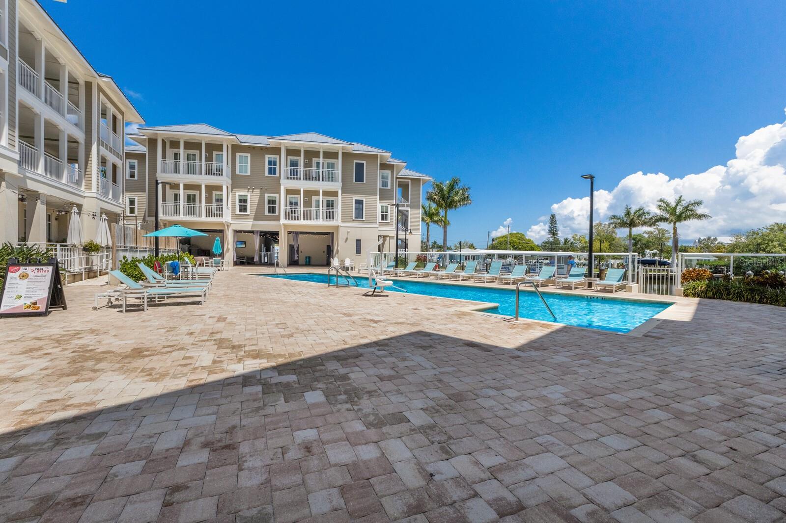 5325 MARINA DR #233
