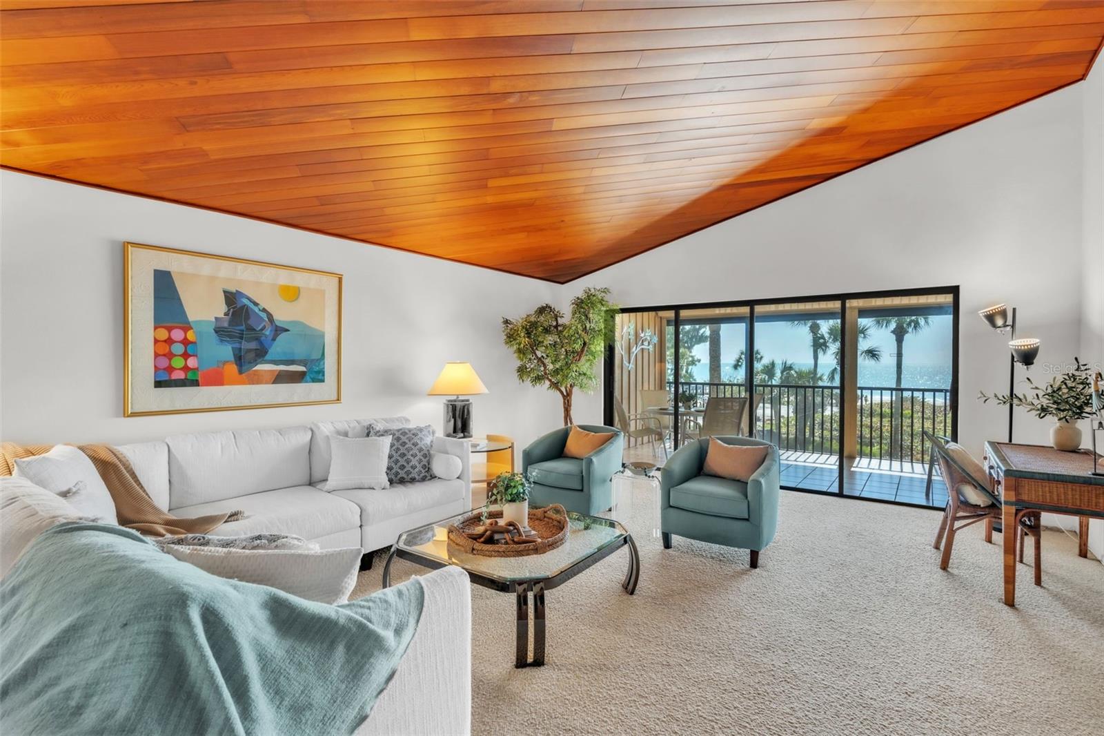 5635 GULF OF MEXICO DR #202