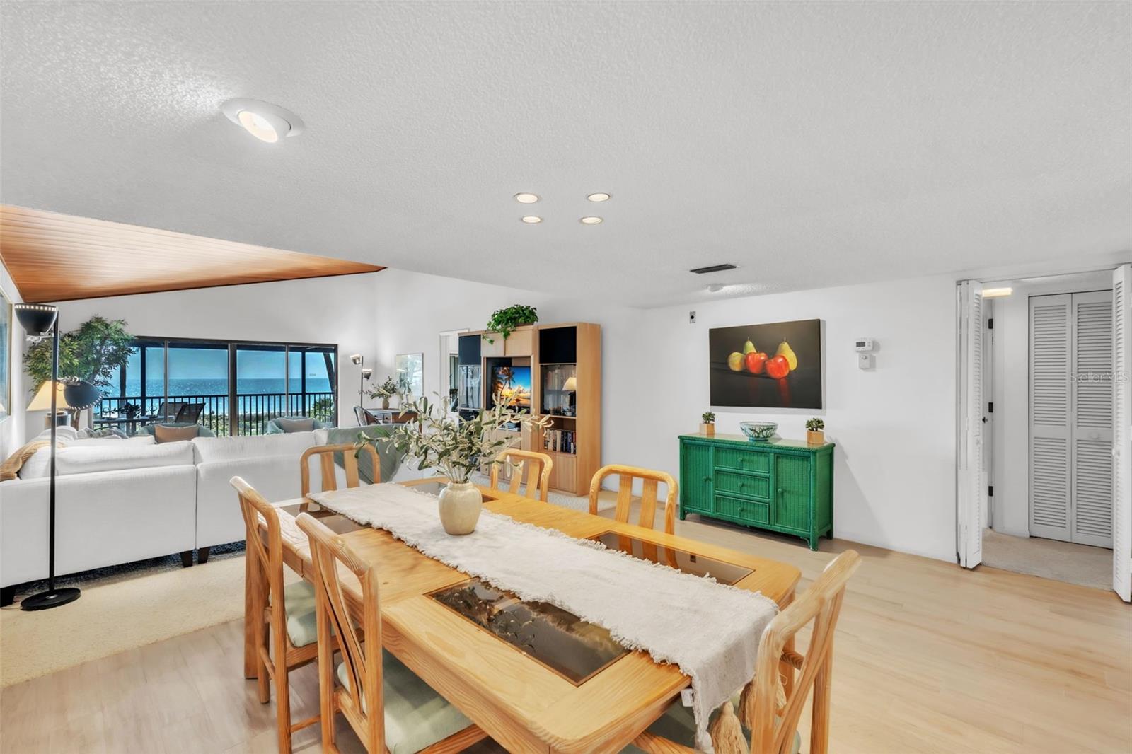 5635 GULF OF MEXICO DR #202