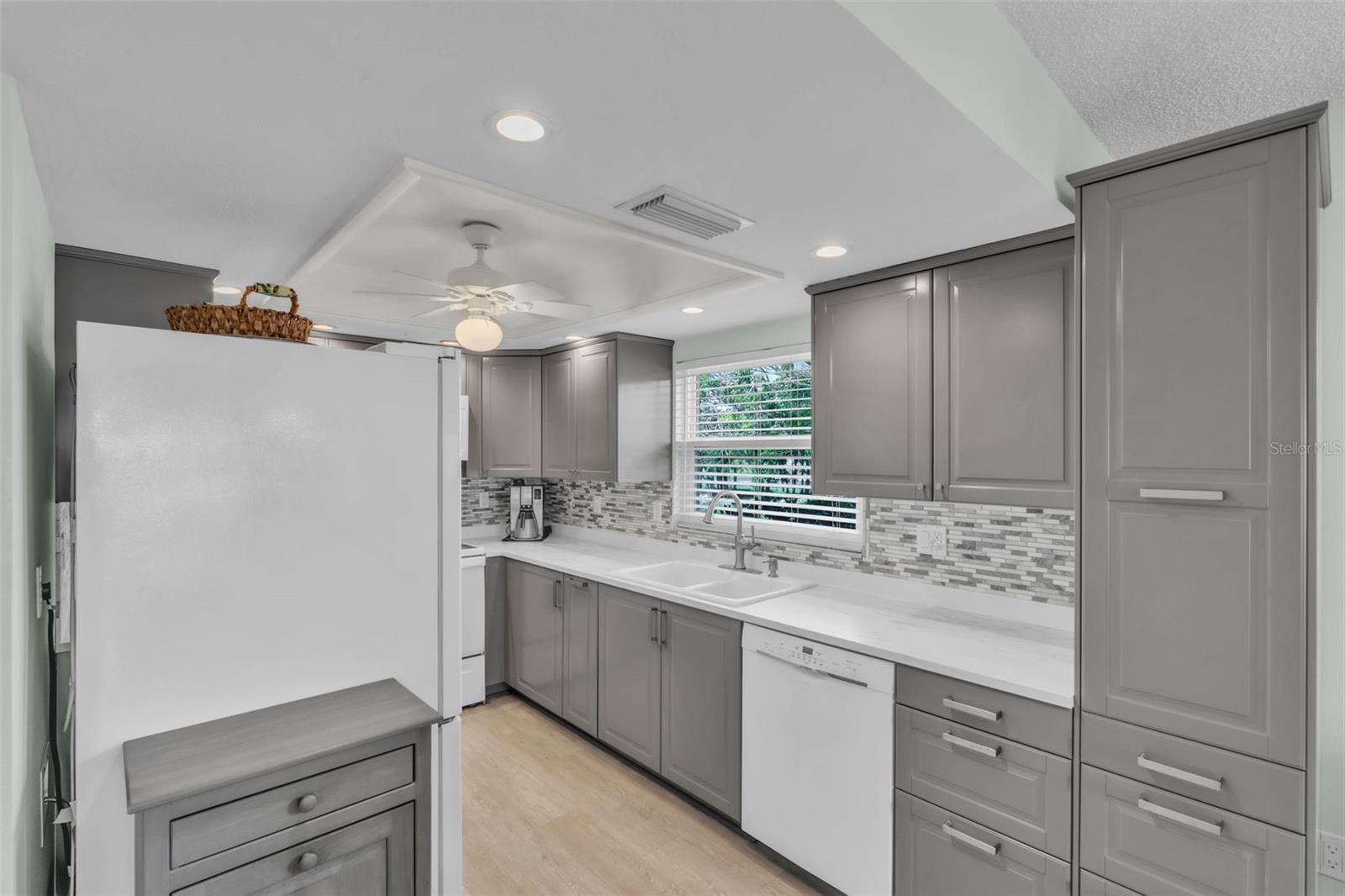 600 MANATEE AVE #145