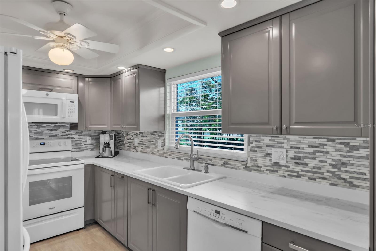 600 MANATEE AVE #145